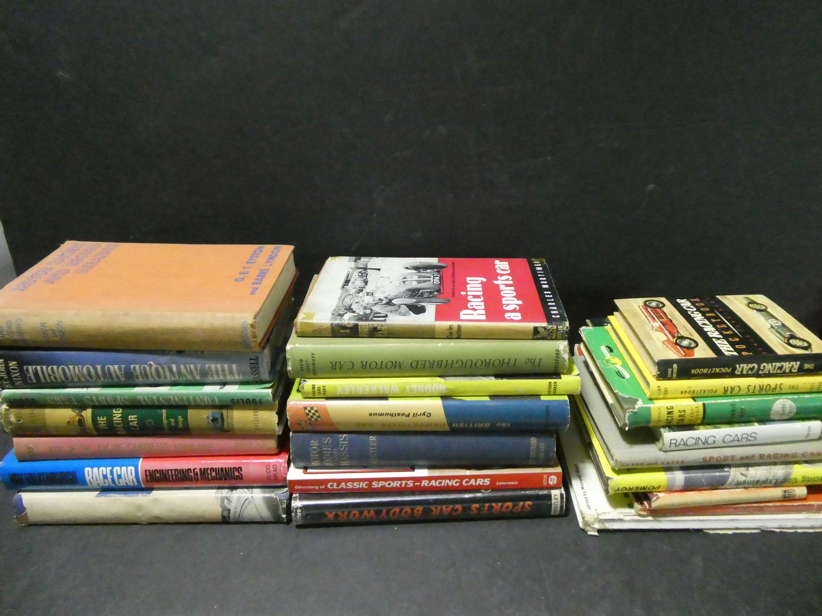 Lot 23 Vintage Assorted Motor Sport Car Racing Books (1 of 10)