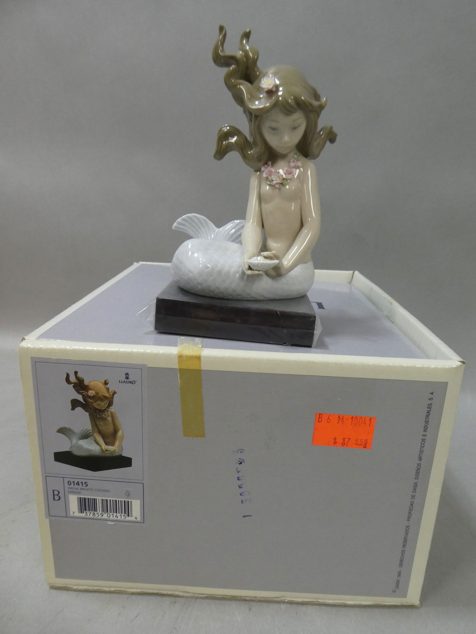 Lladro 1415 Mirage in Box Mermaid on Base (1 of 3)