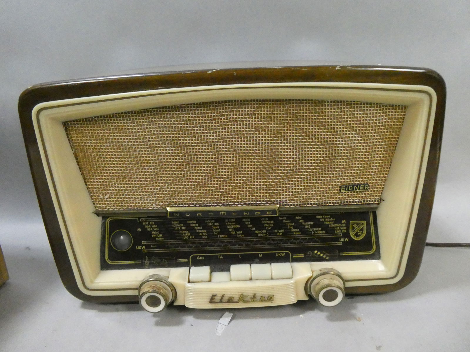 1964 Nordmande Elektra 57 Germany Tube Tabletop Multiband Radio (1 of 10)