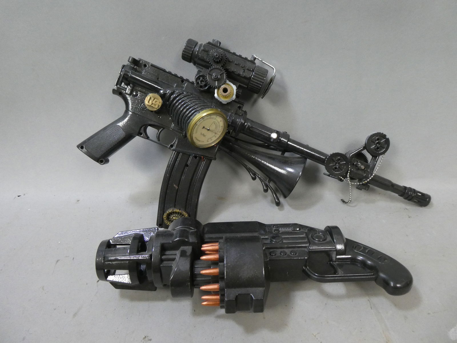 Pair Vintage B-Movie Handmade Custom Prop Steampunk Sci-Fi Guns (1 of 9)