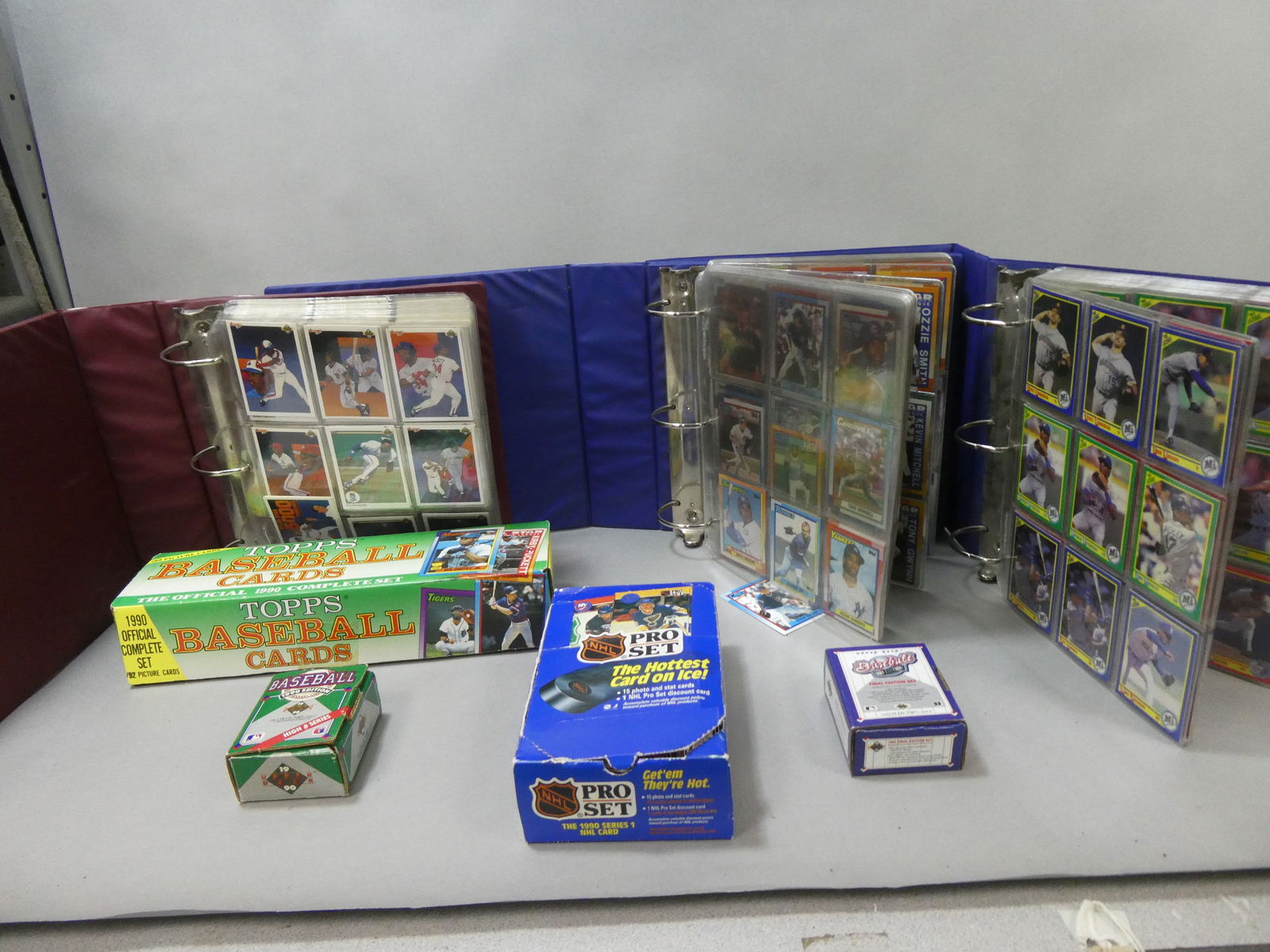 Lot c1990 Baseball Cars & NHL in Binders & Box Sets (1 of 12)