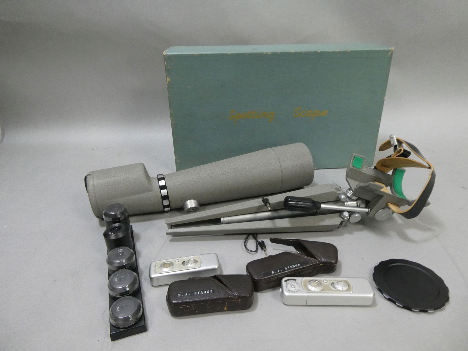 Vintage Daylite D=60mm 15x20x30x40x60x Spotting Scope Telescope (1 of 7)