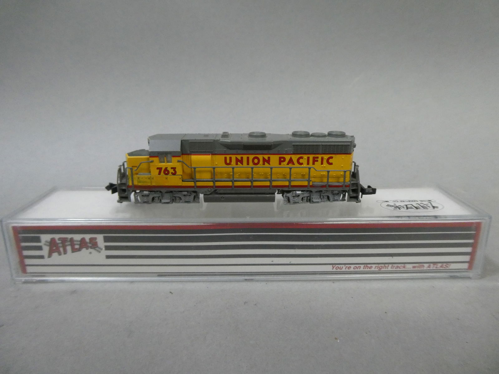 ATLAS N SCALE 4622 EMD GP35 UNION PACIFIC UP #763 MTL Couplers Locomotive Engine (1 of 7)