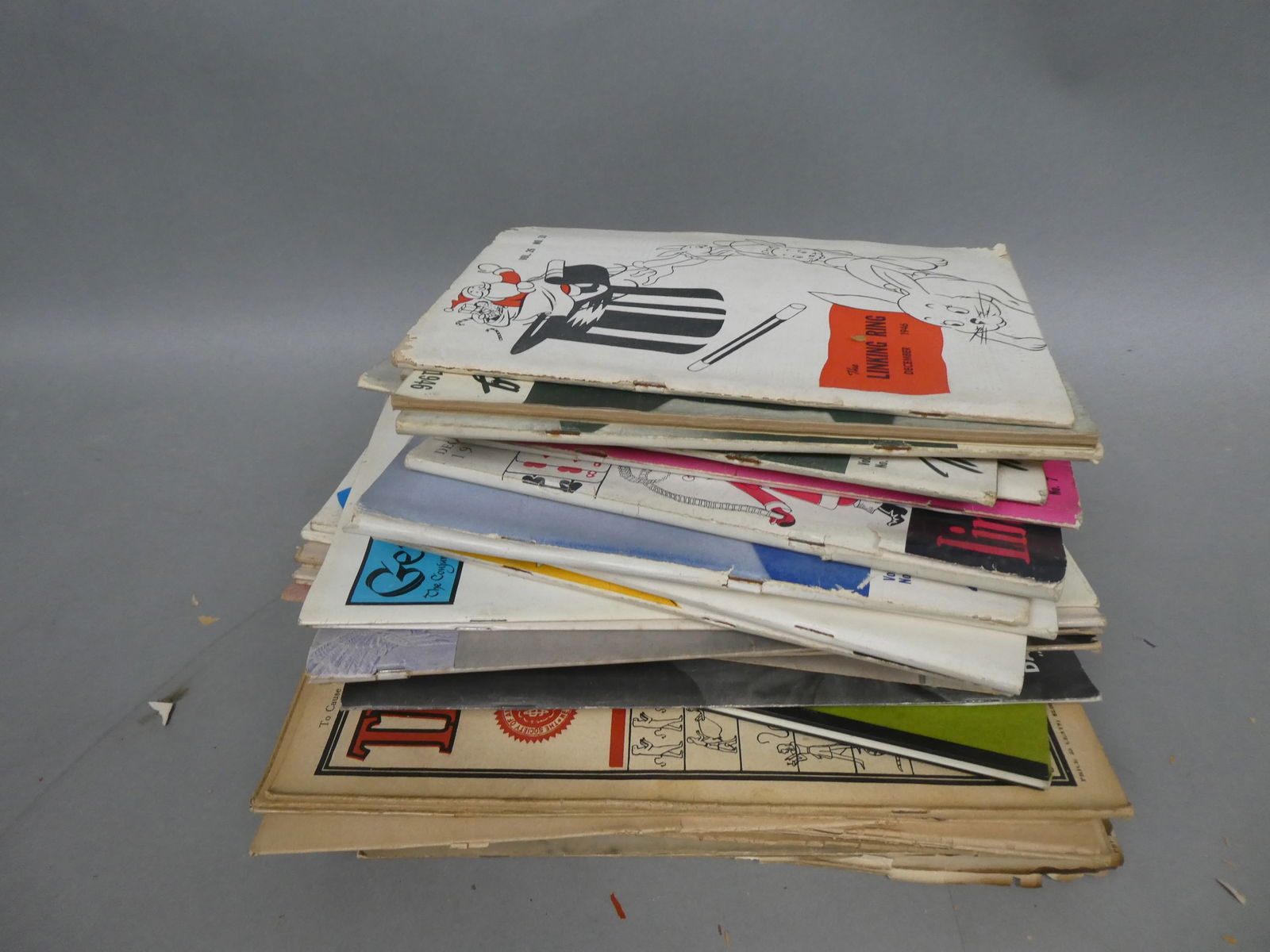 Lot 55 1920-70's Magician Magazines Sphinx Genii Linking Ring (1 of 7)