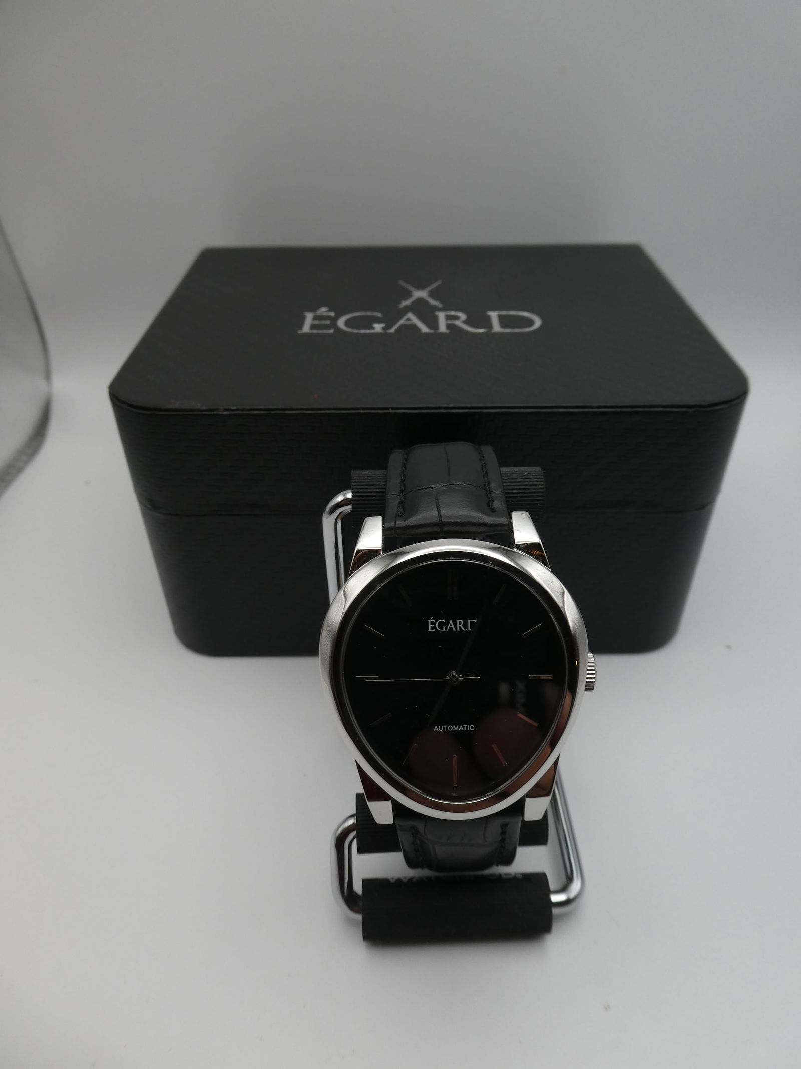 New Egard Date Automatic Wristwatch w/ Case (1 of 9)