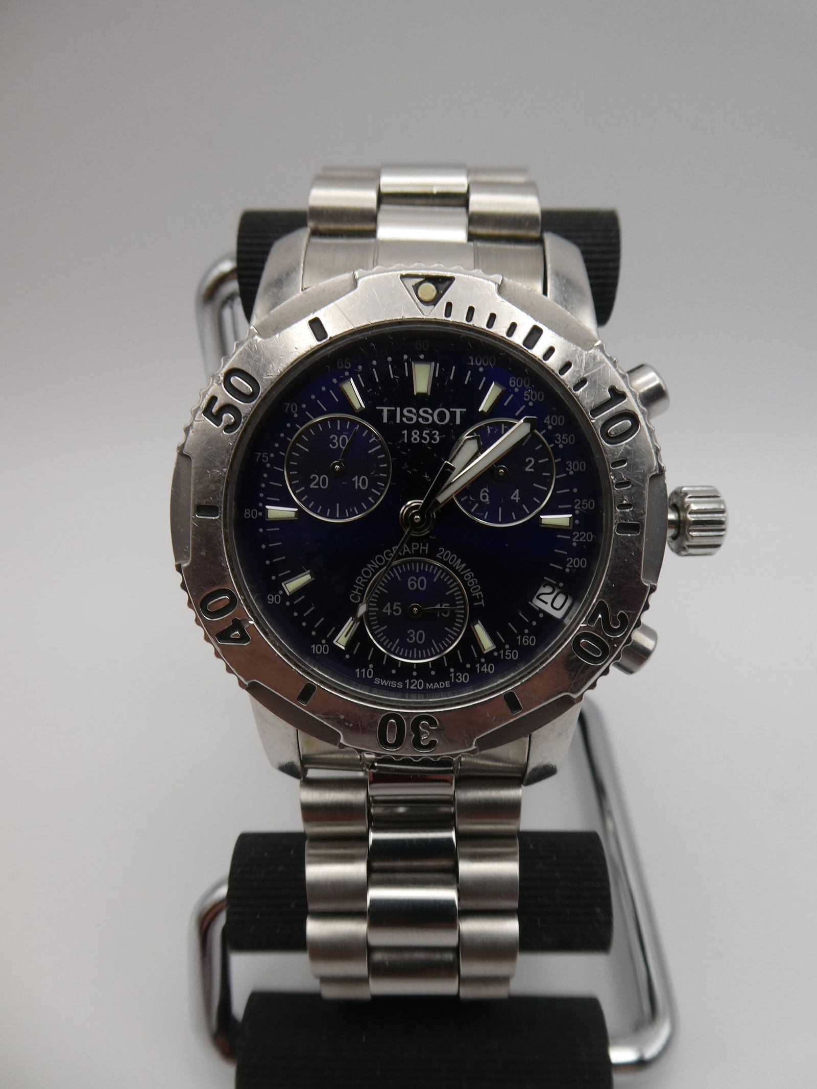 Tissot Chronograph 200m Water Resistant Quartz Wristwatch (1 of 7)