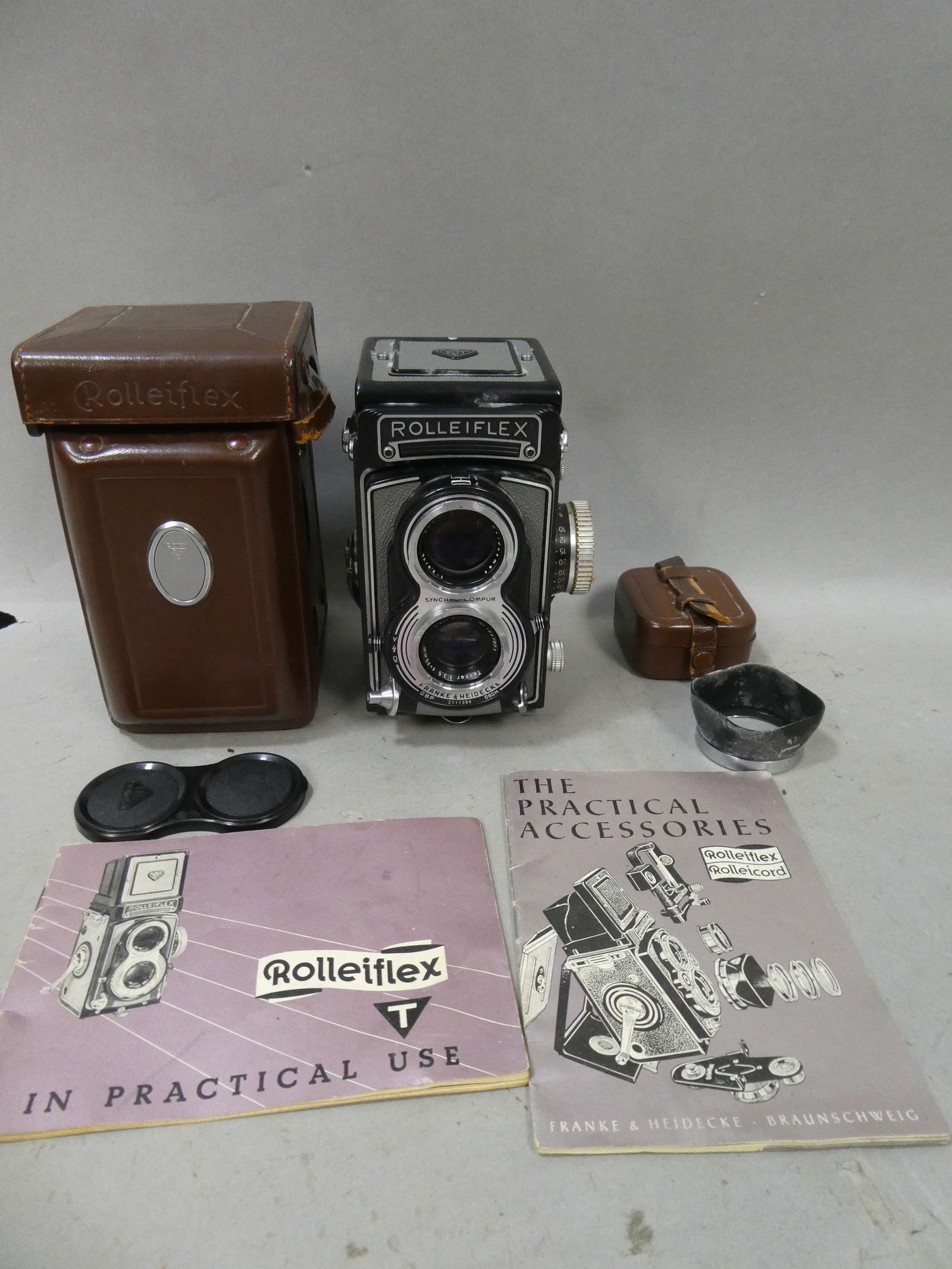 Rolleiflex T Model 1 w/ 3.5 75mm Lens & More (1 of 11)