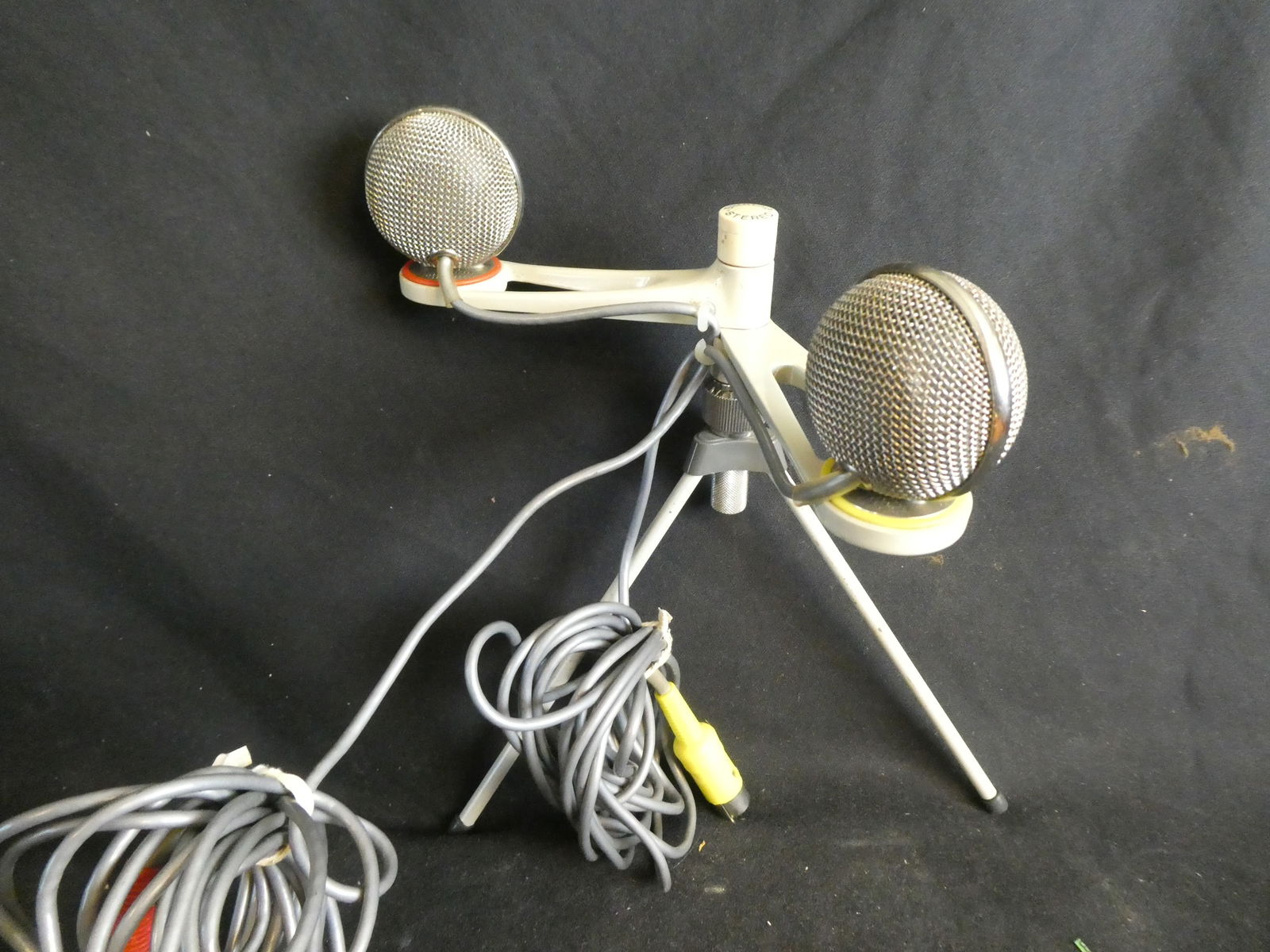 1960's Grundig GDSM 200 Stereo Dynamic Microphone (1 of 6)