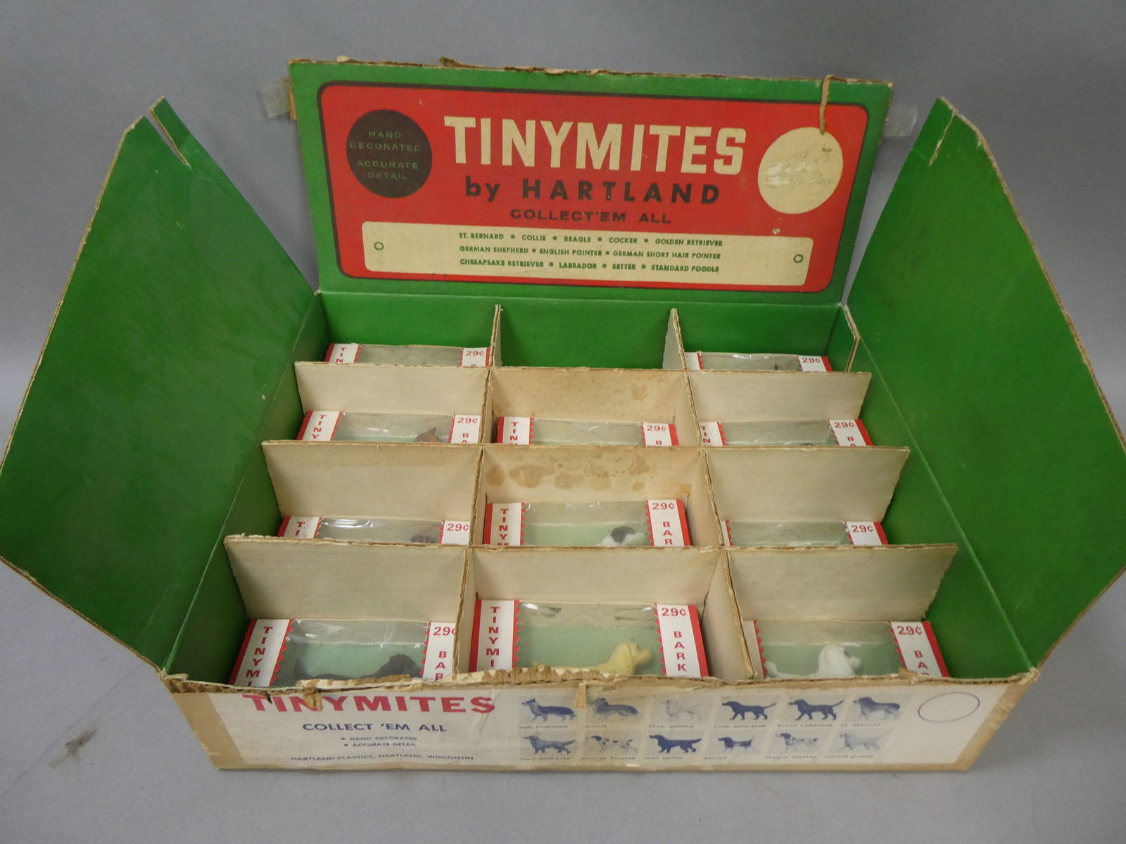 Vintage Hartland Tinymites Dog Store Display W 19 Nos Figures Auction vintage-hartland-tinymites-dog-store-display-w-19-nos-figures-auction