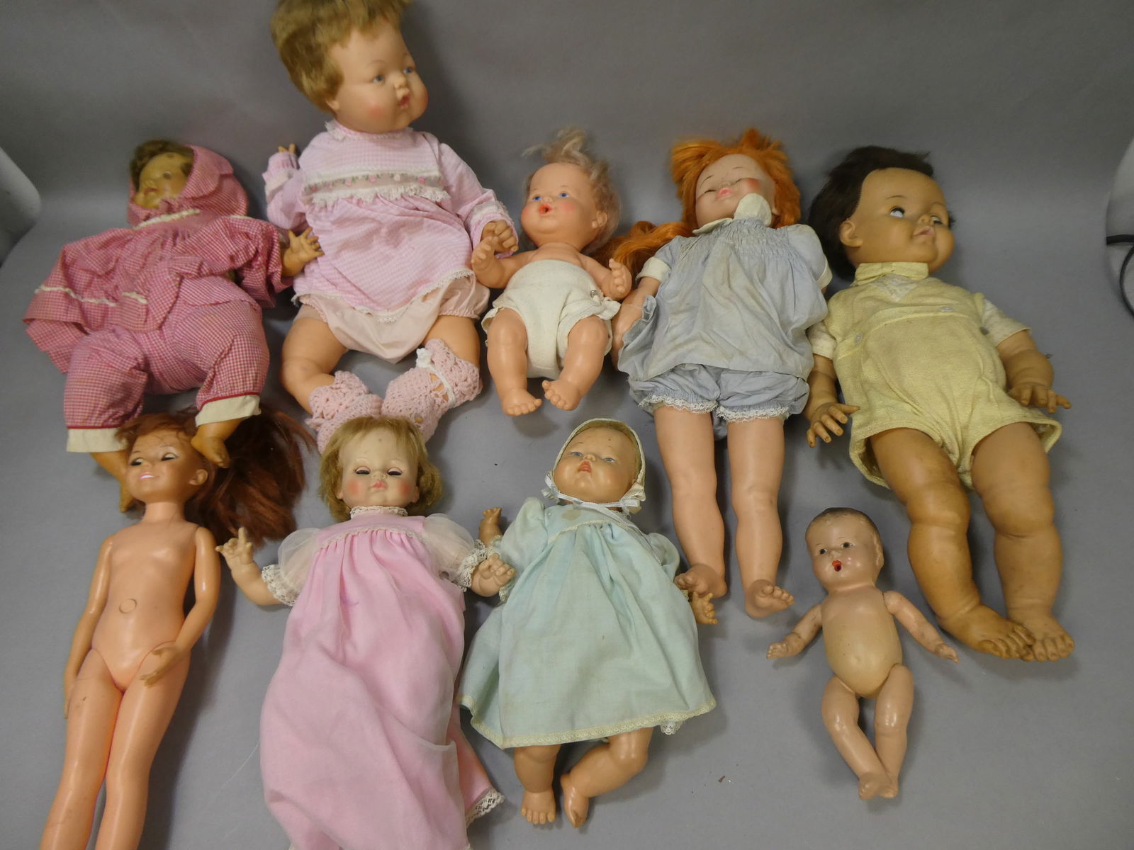 Lot 10 Vintage Assorted Rubber & Plastic Dolls Idea Efgee Alexander etc (1 of 10)