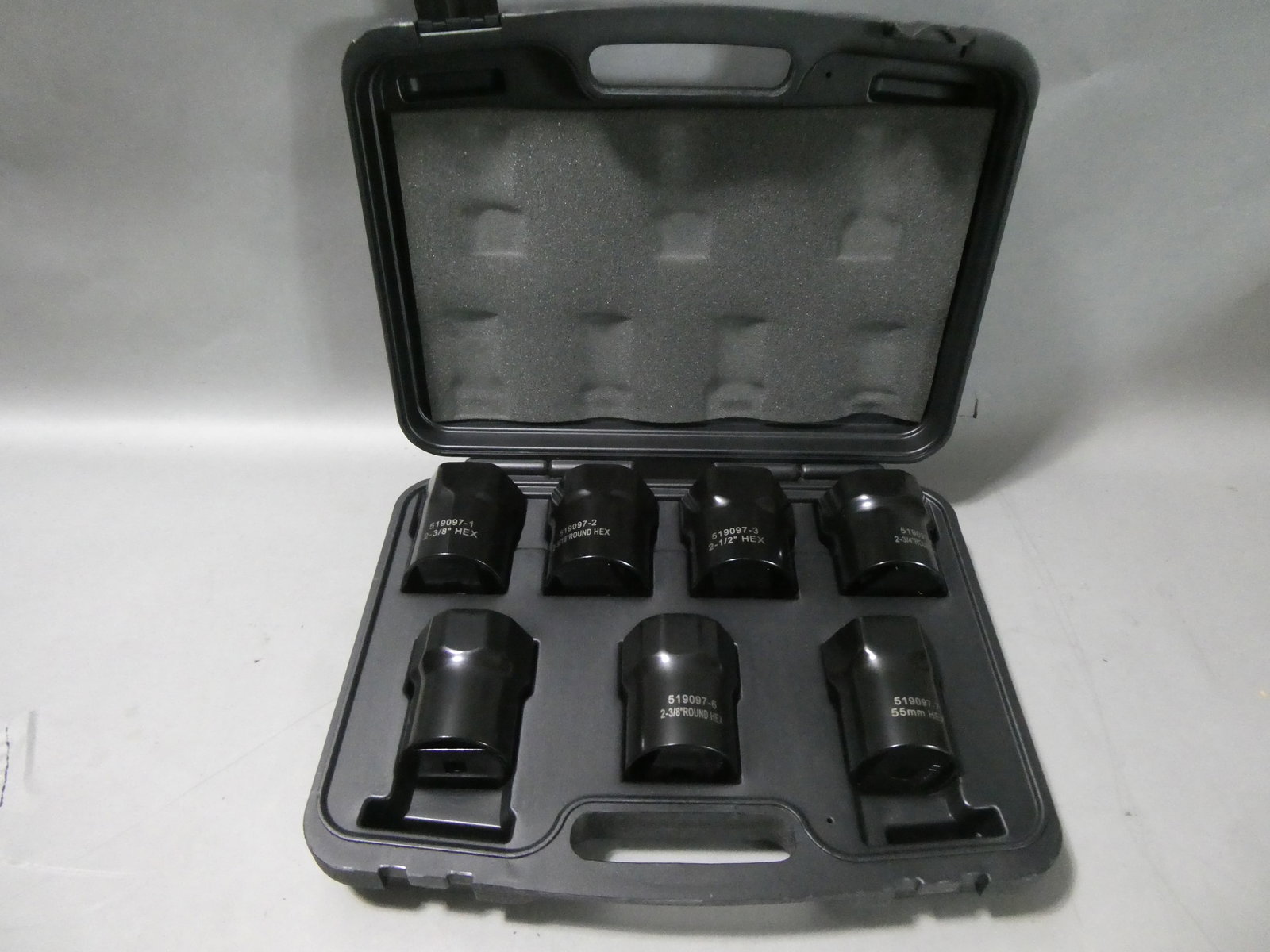 OTC Stinger 4542 7 Piece Wheel Bearing Locknut Socket Set in Case: OTC Stinger 4542 7 Piece Wheel Bearing Locknut Socket Set in Case This item is from a Gurnee, IL private estate. The estate included lots of cameras and accessories, motorcycles and parts, vehicles, k