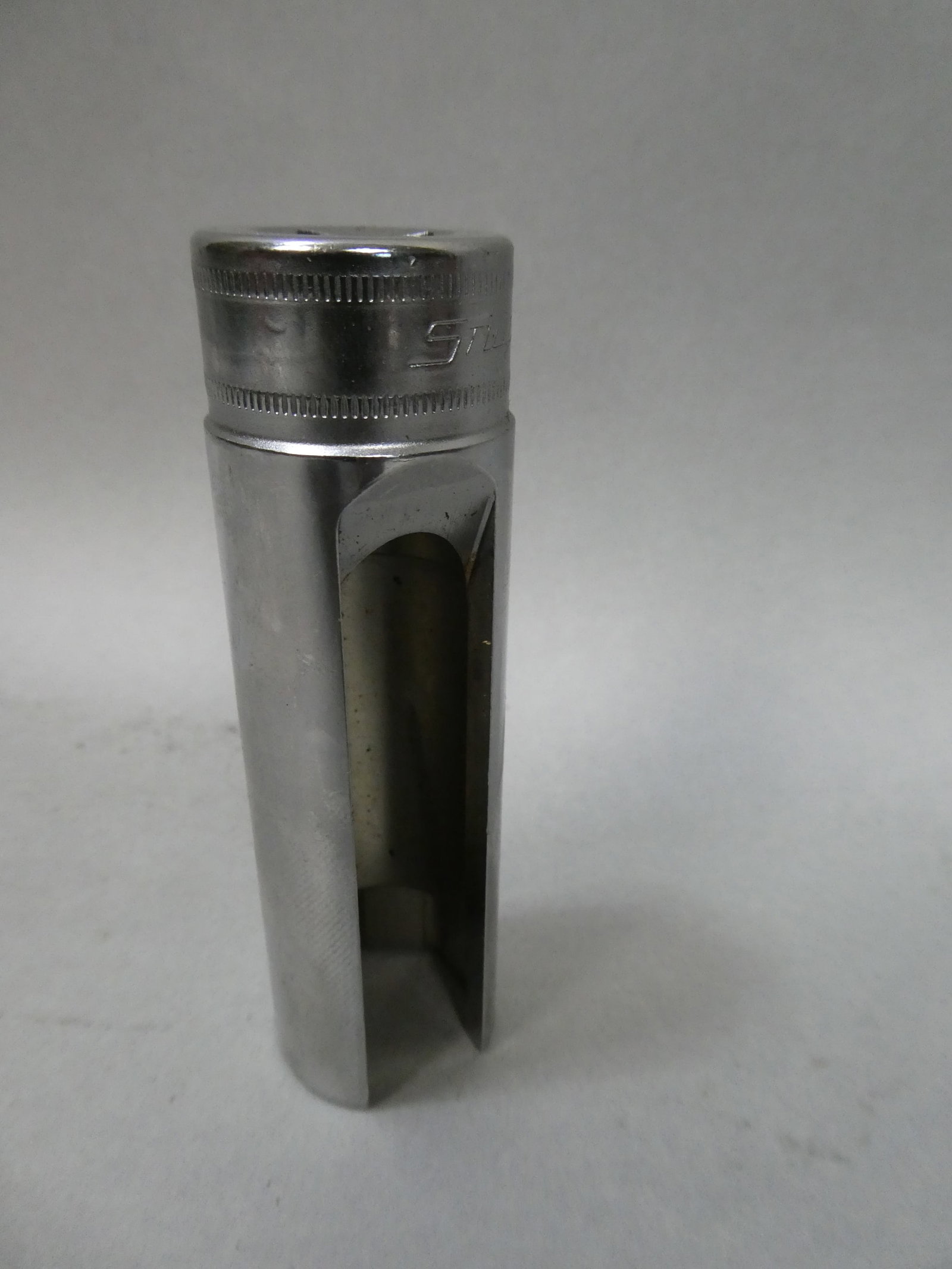 Snap-On 1/2" Drive 22mm Oxygen Sensor Socket O2 S6176: Snap-On 1/2" Drive 22mm Oxygen Sensor Socket O2 S6176 This item is from a Gurnee, IL private estate. The estate included lots of cameras and accessories, motorcycles and parts, vehicles, knives, guns,
