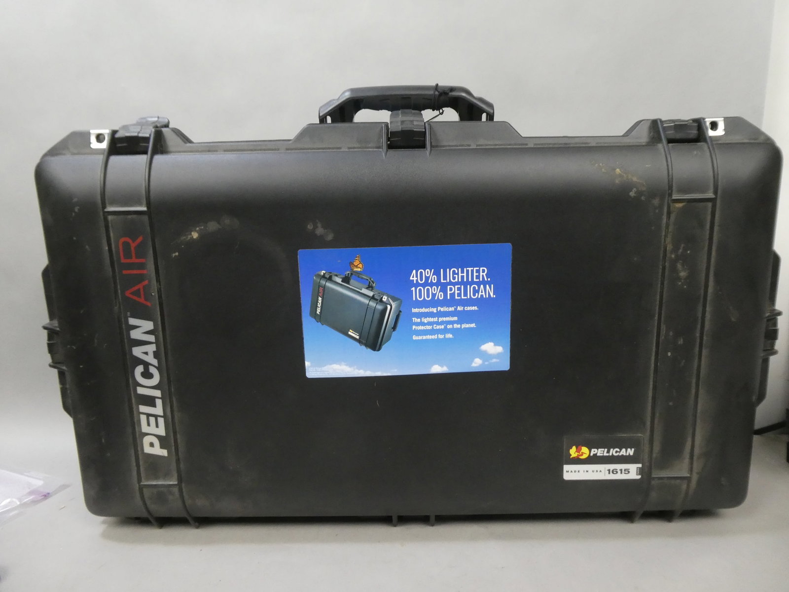 Pelican Air 1615 Case w/ Handle & Rollers & Foam Pentax 67: Pelican Air 1615 Case w/ Handle & Rollers & Foam. Was filled with all the Pentax 67 camera equipment up for sale This item is from a Gurnee, IL private estate. The estate included lots of cameras and 