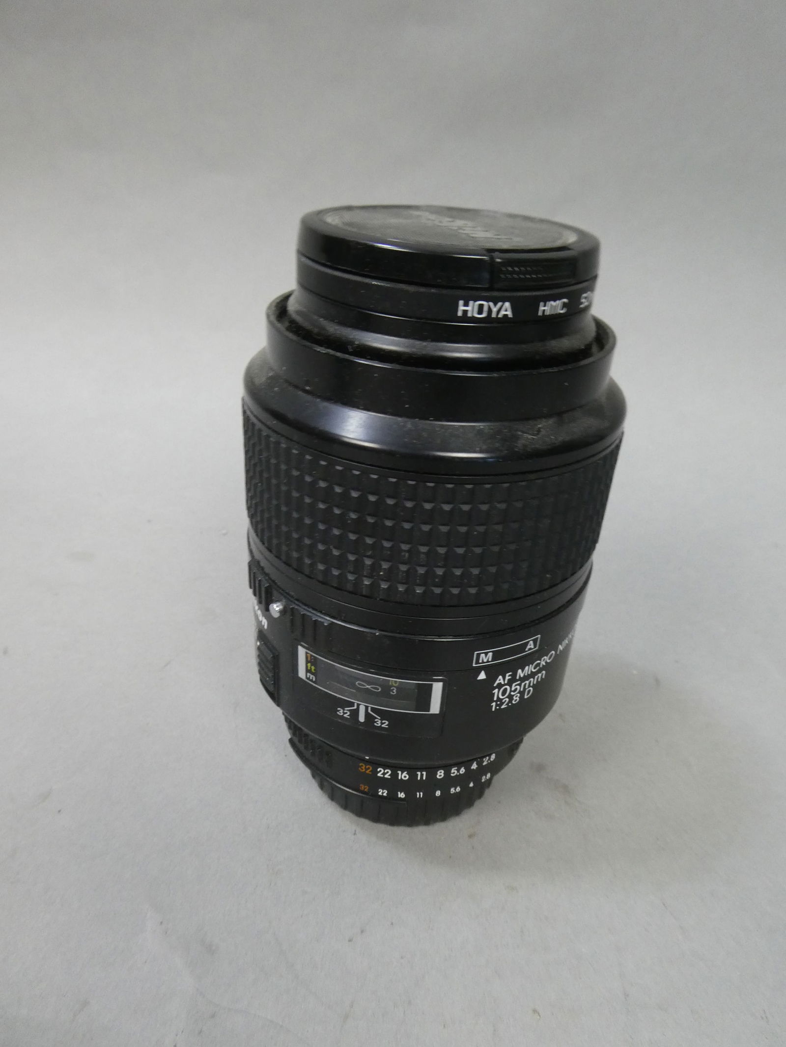 Nikon Nikkor AF-S 105mm 1:2.8 D Lens: Nikon Nikkor AF-S 105mm 1:2.8 D Lens This item is from a Gurnee, IL private estate. The estate included lots of cameras and accessories, motorcycles and parts, vehicles, knives, guns, tools, workshop
