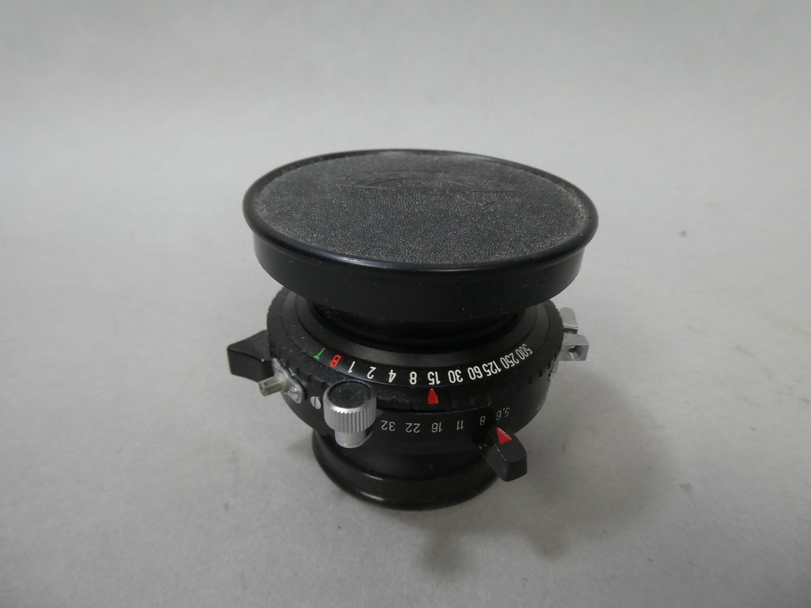 Schneider-Kreuznach Symmar-S 150mm f5.6 MC Large Format Lens: Schneider-Kreuznach Symmar-S 150mm f5.6 MC Large Format Lens This item is from a Gurnee, IL private estate. The estate included lots of cameras and accessories, motorcycles and parts, vehicles, knives