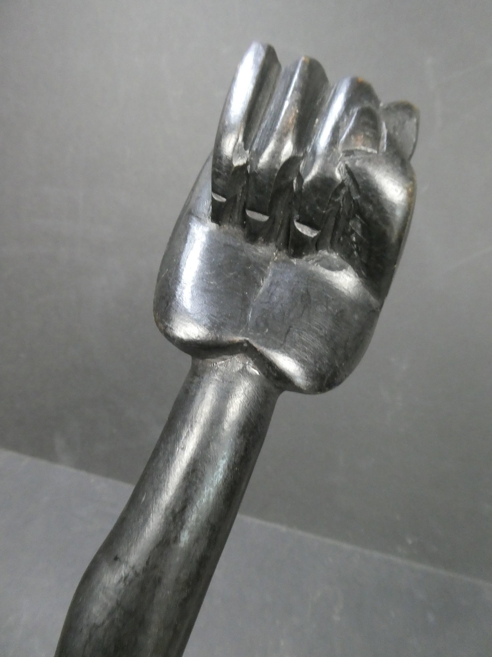 Vintage African Tribe Carved Wood Fist & Snake Shaft Walking Stick Cane (1 of 10)