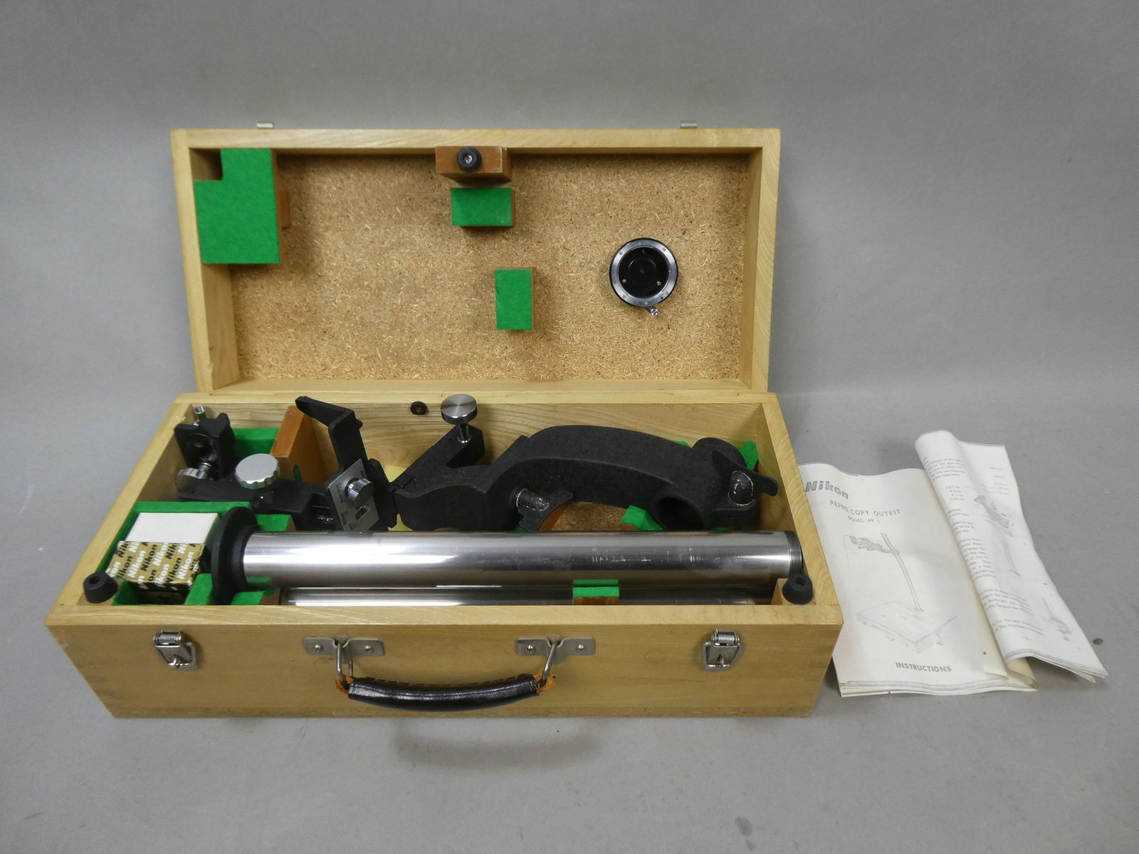 Vintage Nikon Repro Kit Model PF Copy Outfit With PA-1 Wood Case Japan (1 of 6)