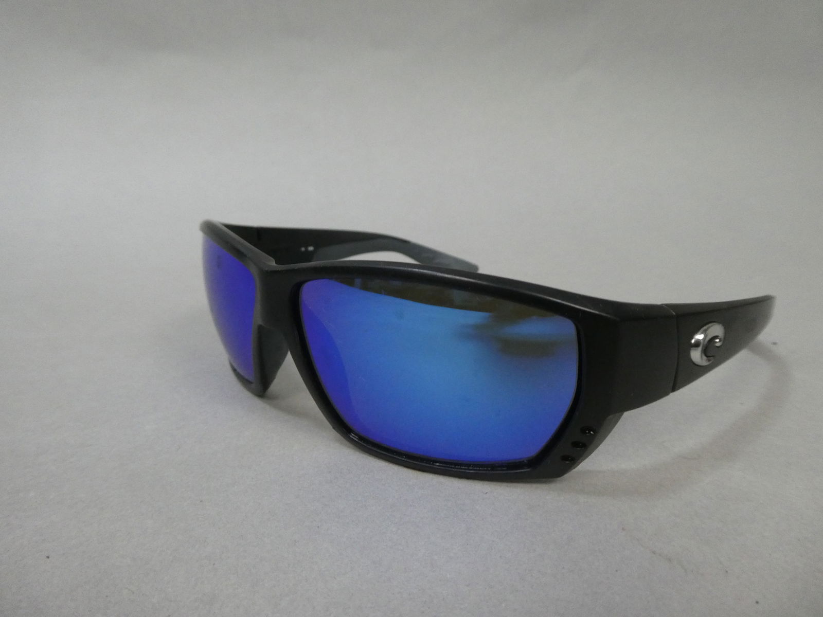 Costa Del Mar Tuna Alley TA 11 Blue Mirrored Polarized Sunglasses (1 of 6)