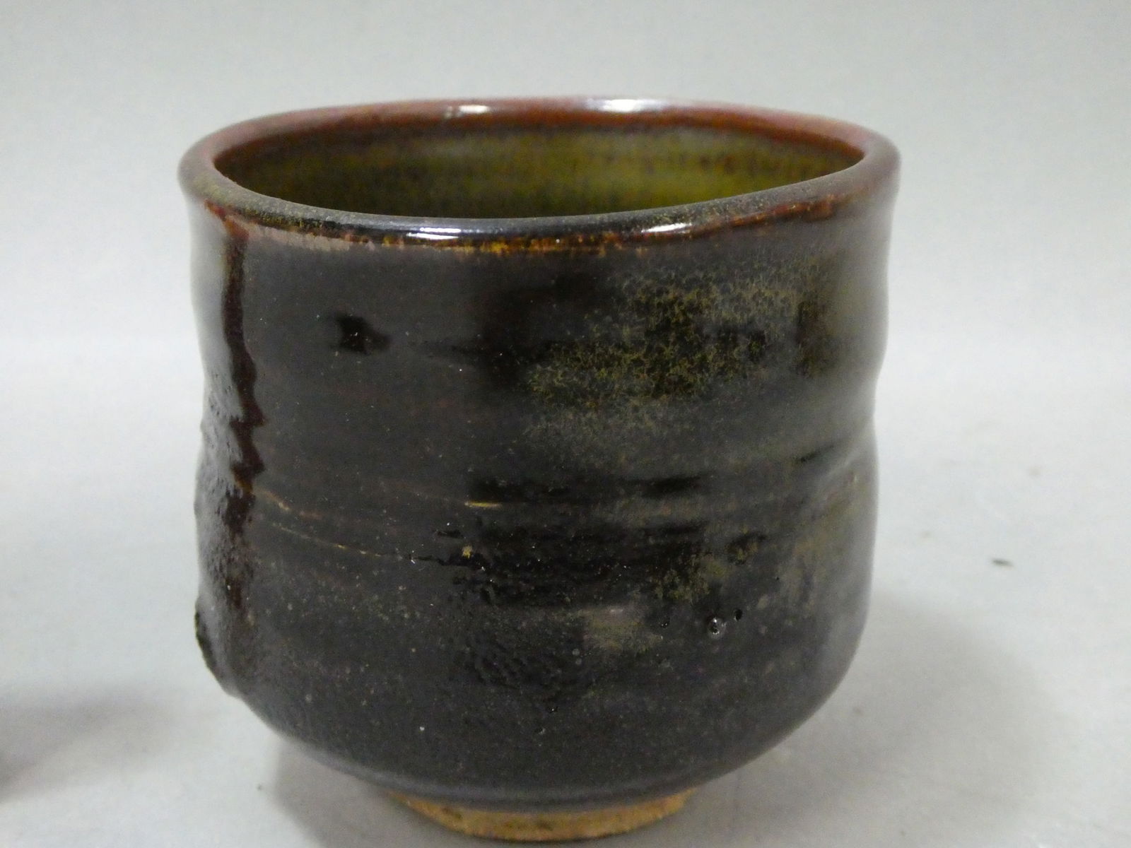 Warren MacKenzie Art Pottery Yunomi Chawan Tea Bowl w/ Black Glaze (1 of 6)