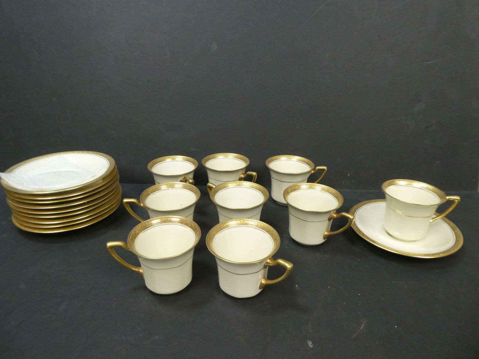 Set 19 Antique Rosenthal Ivory Royal Cups & Saucers w/ Gold Accents (1 of 7)