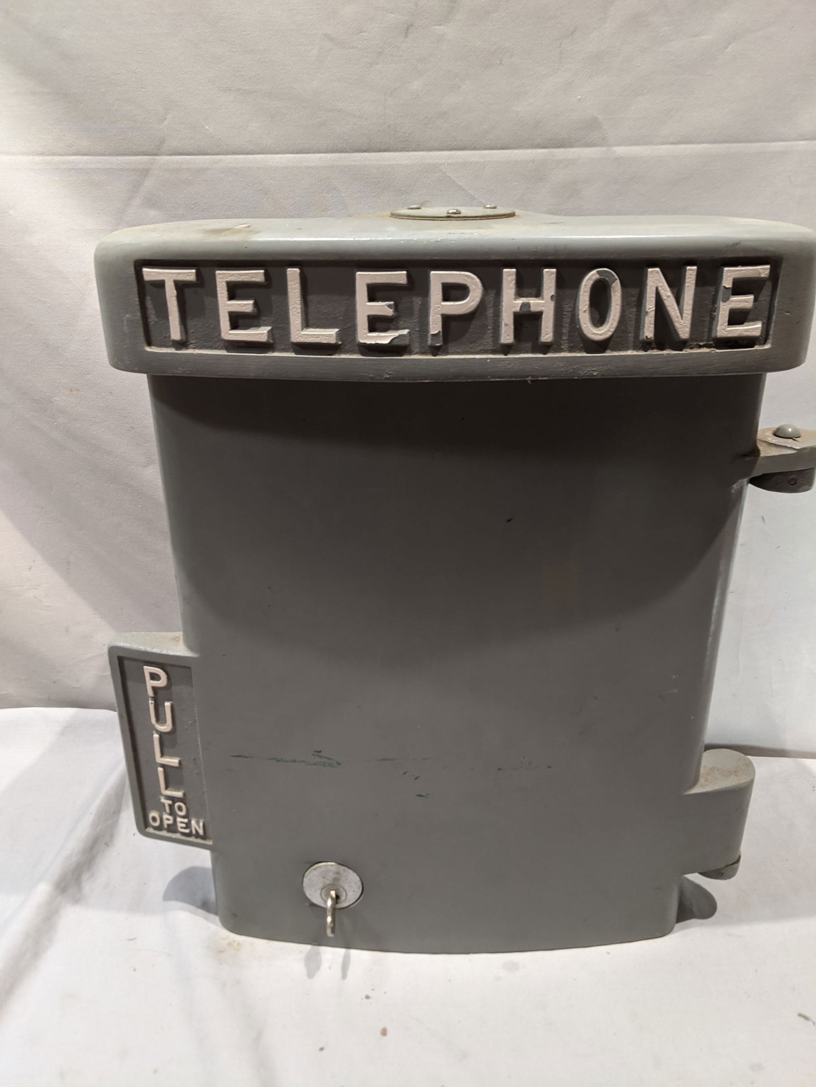 1967 Automatic Electric Outdoor Telephone Box Case (1 of 6)