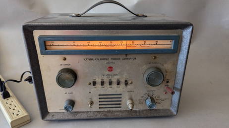RCA WR-99A Crystal Calibrated Marker Generator