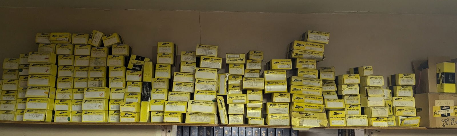 Large Lot Vintage NOS Zenith TV Television Repair Parts in Boxes (1 of 8)