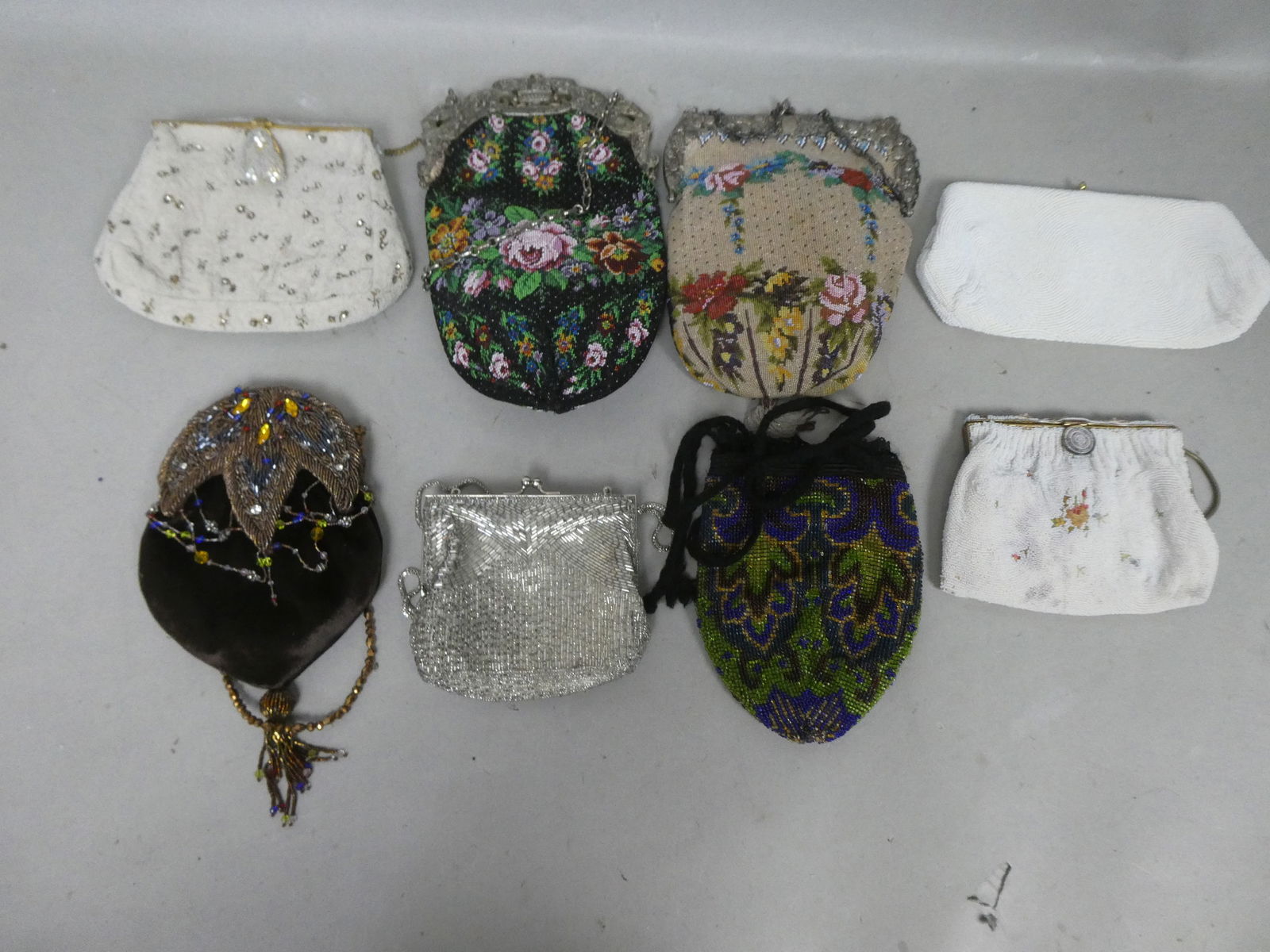 Lot 8 Vintage & Antique Belgium French etc Beaded Handbag Purses (1 of 17)