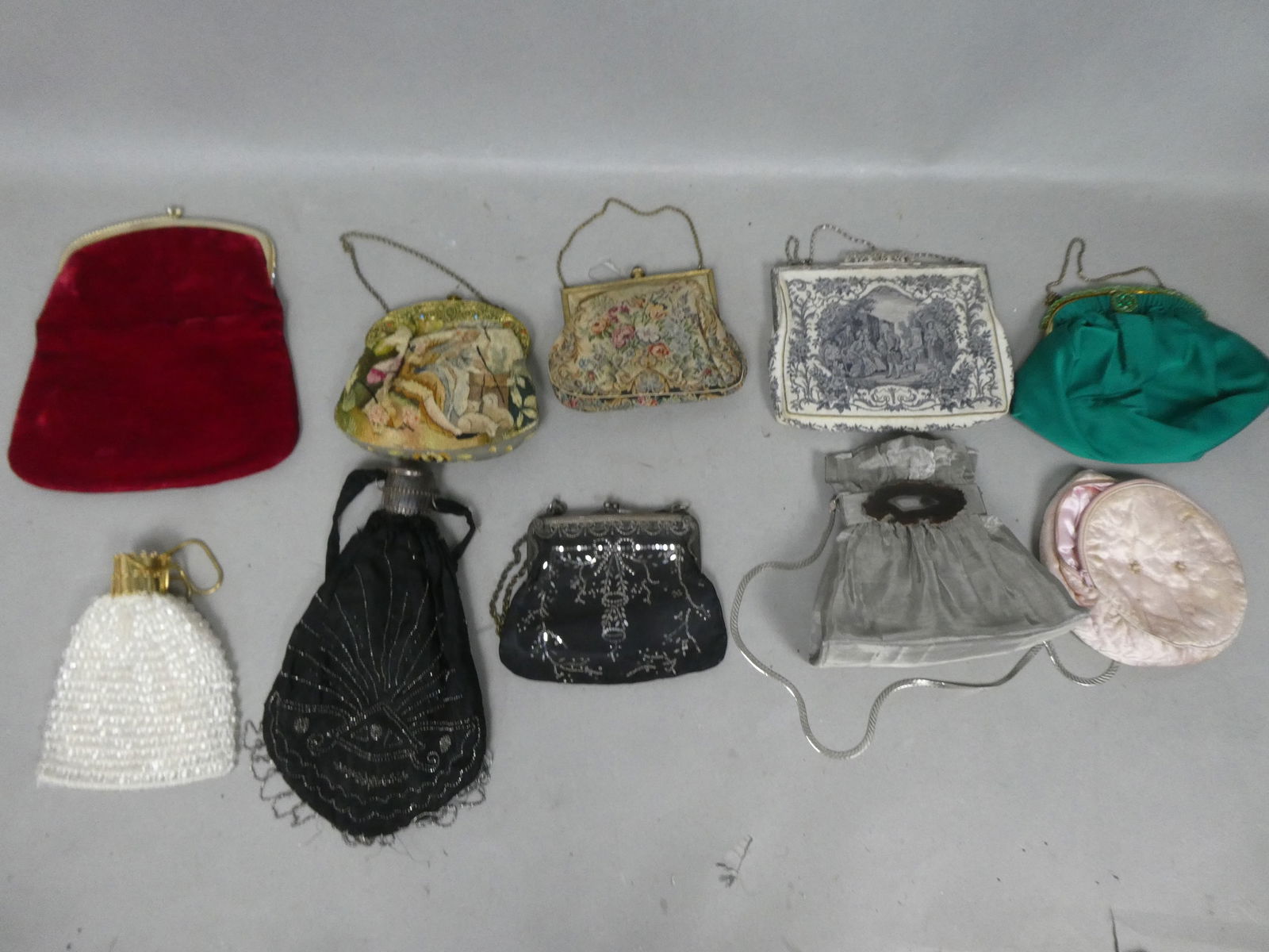 Lot 10 Assorted Vintage Handbag Purses Embroidered Beaded Opera etc (1 of 20)