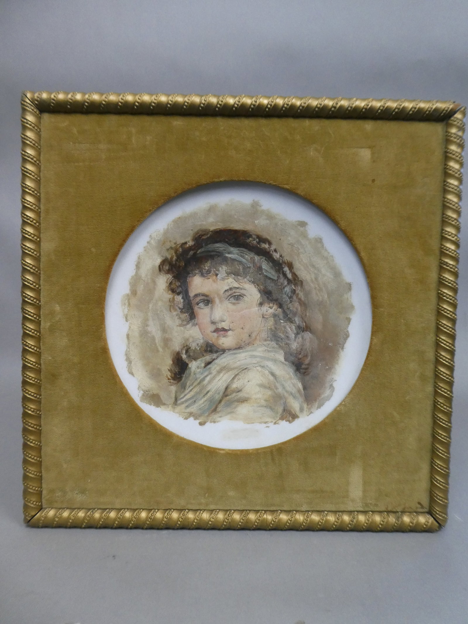 Vintage of Girl Painting on Ceramic Plate in Frame: Vintage of Girl Painting on Ceramic Plate in Frame. Not signed. Measurements in inches: 19 square, image: 11 1/2 diameter Condition:Good with no problems Shipping:We offer in-house shipping. Item(s) w
