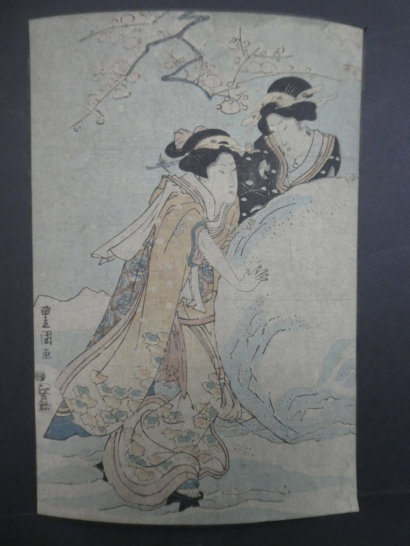 Original 19th Century Utagawa Toyokuni I Japanese Woodblock Print Women w/ Giant Snow Ball: Original 19th Century Utagawa Toyokuni I Japanese Woodblock Print Women w/ Giant Snow Ball. Unframed.. Measurements in inches: 9 3/4 x 14 1/2 Condition:Glued on backing, fading, wear and creases Shipp