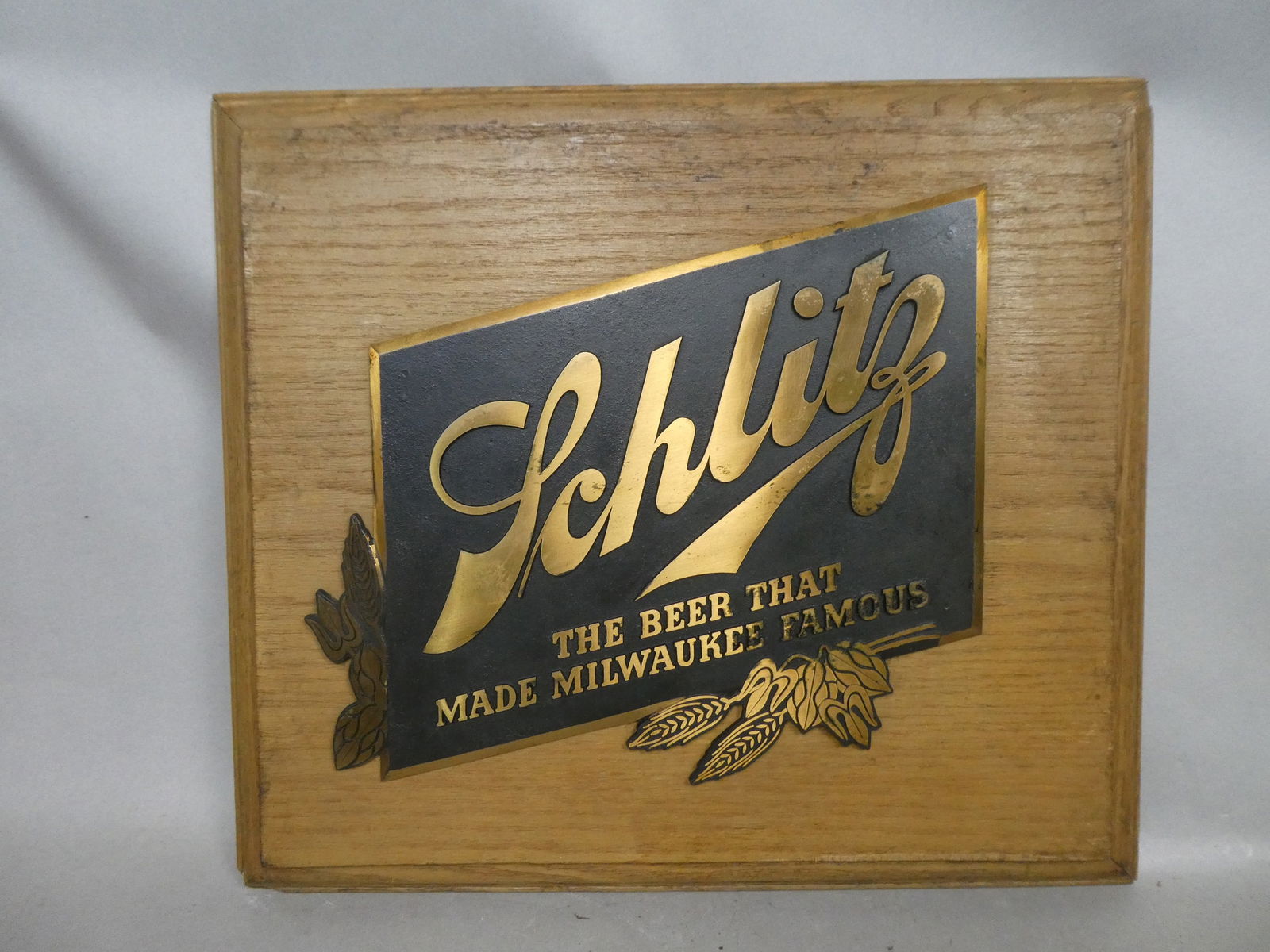 Vintage Schlitz Beer Milwaukee Brewery Heavy Bronze on Wood Wall Plaque (1 of 5)