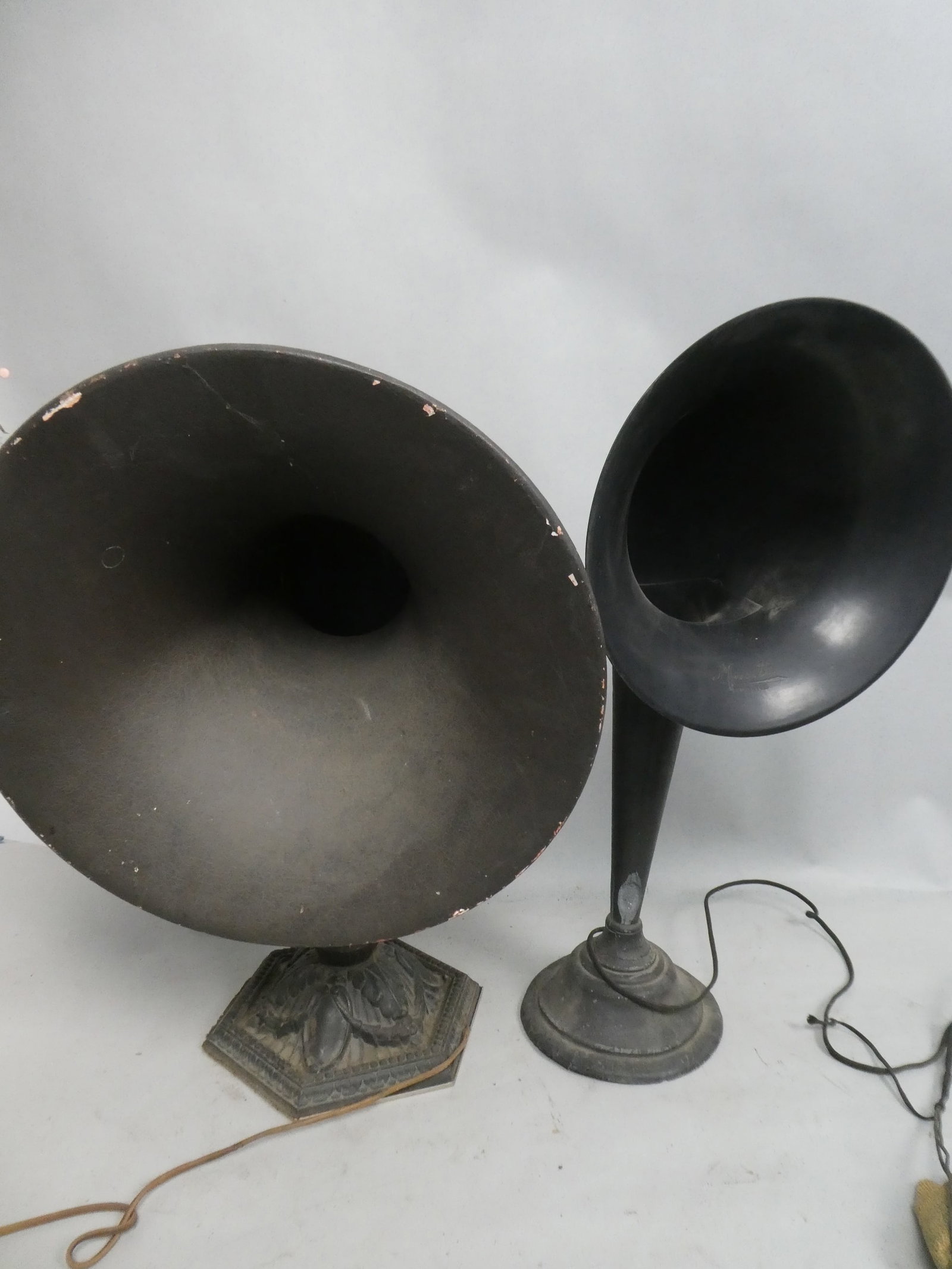 Pair Unmarked & Herbert Frost Musette Radio Reproducer Horn Speakers: Pair Unmarked & Herbert Frost Musette Radio Reproducer Horn Speakers. Measurements in inches: 21 high x 15 across and 22 high x 10 1/2 across Condition:Fresh Wisconsin farmhouse fine. Needs a deep cle