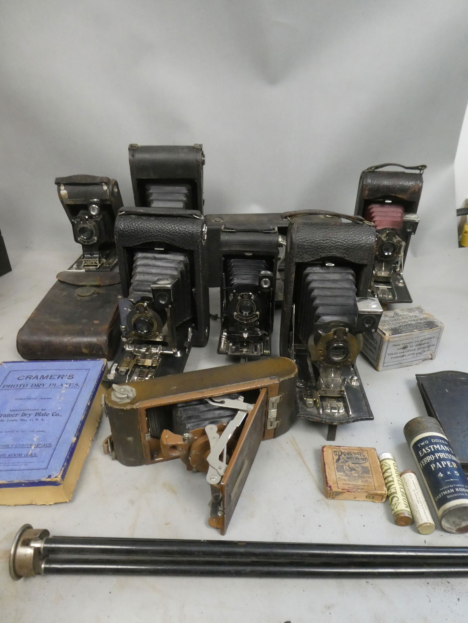 Lot of 8 Folding Pocket Camera & Accessories Eastman Kodak etc (1 of 12)
