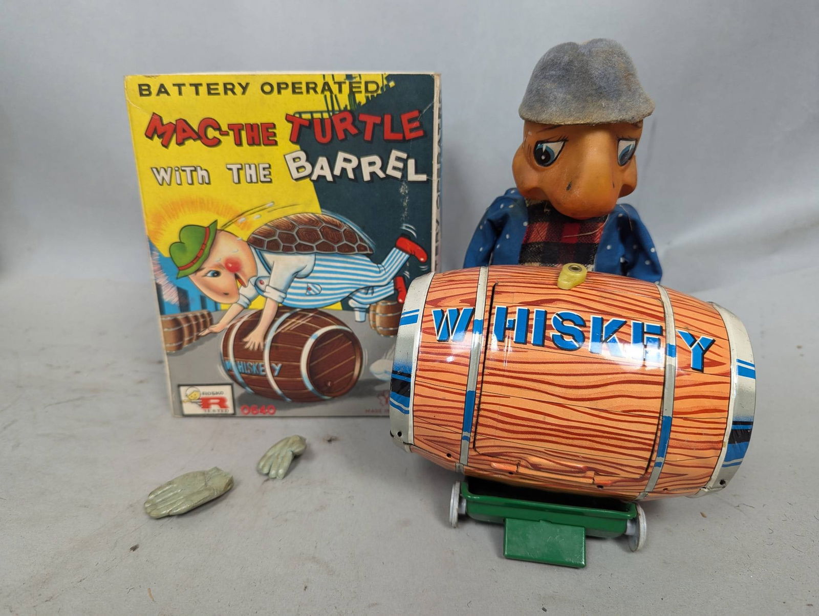 Mac the Turtle With the Barrel Battery-Operated Toy in Original Box (1 of 9)