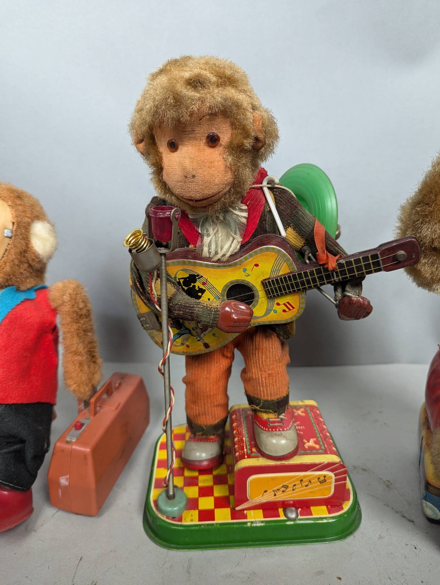 Alps Battery-Operated Toy Monkeys Lot of 9 (1 of 10)