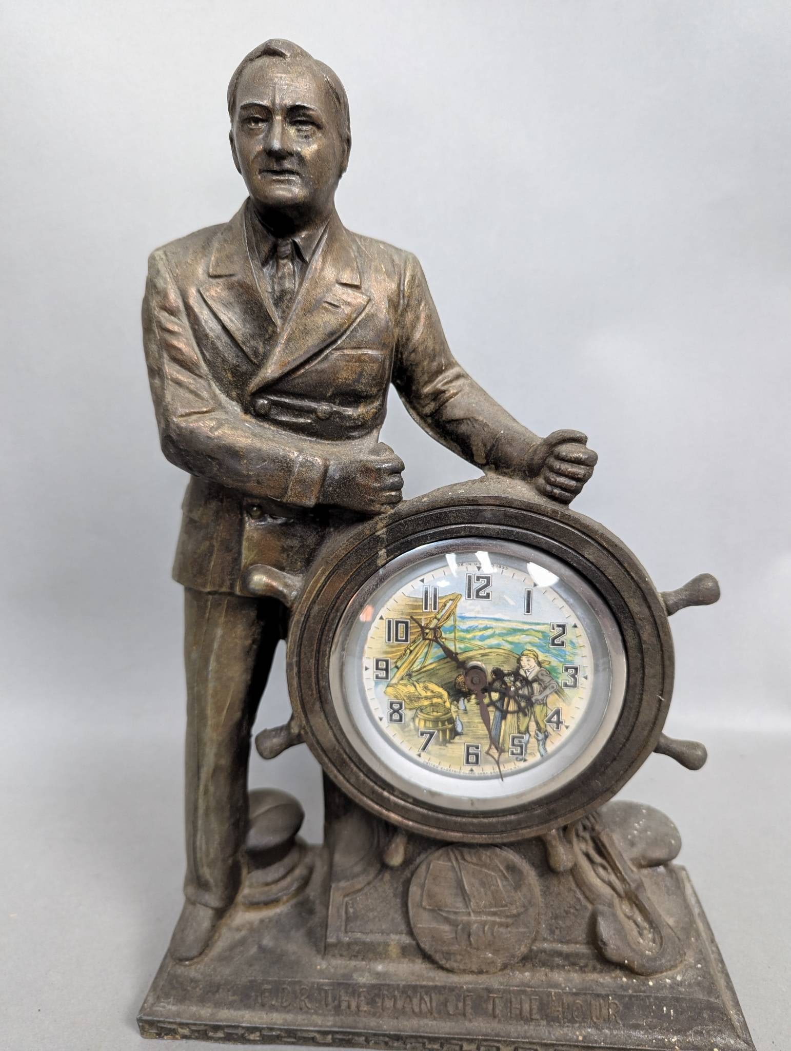 Franklin D. Roosevelt Man of the Hour Bronze Patina Clock United Electric (1 of 9)