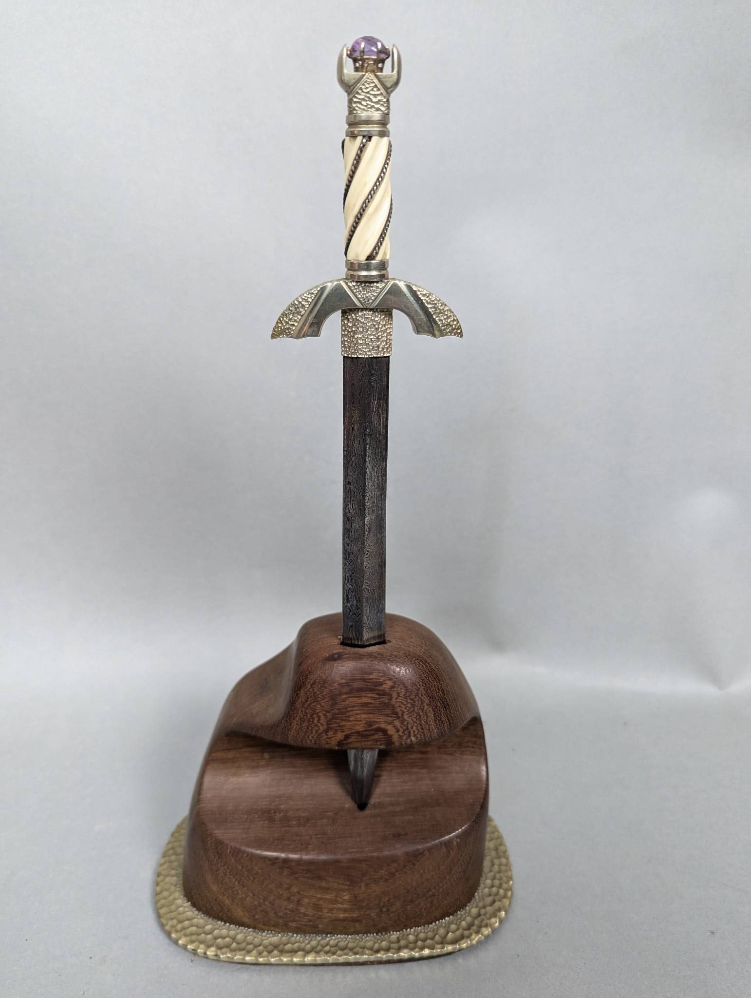Damask Blade Letter Opener with Decorative Stand (1 of 8)