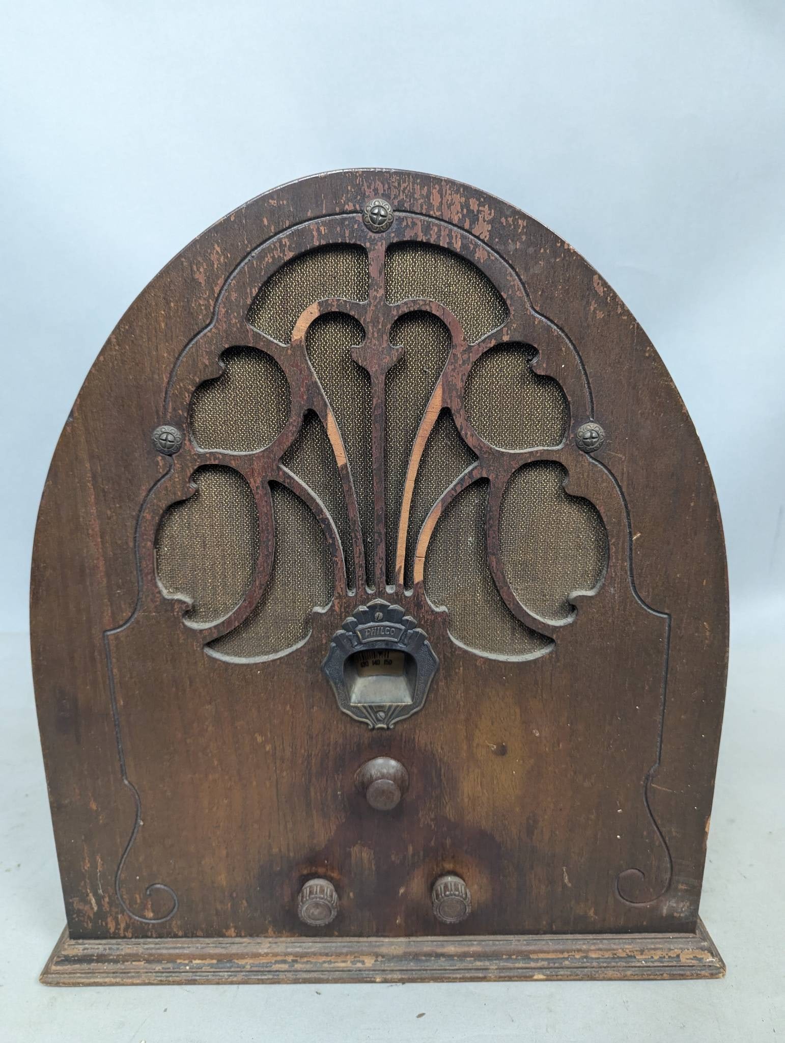 Philco Model 20 Cathedral Tube Radio (1 of 8)