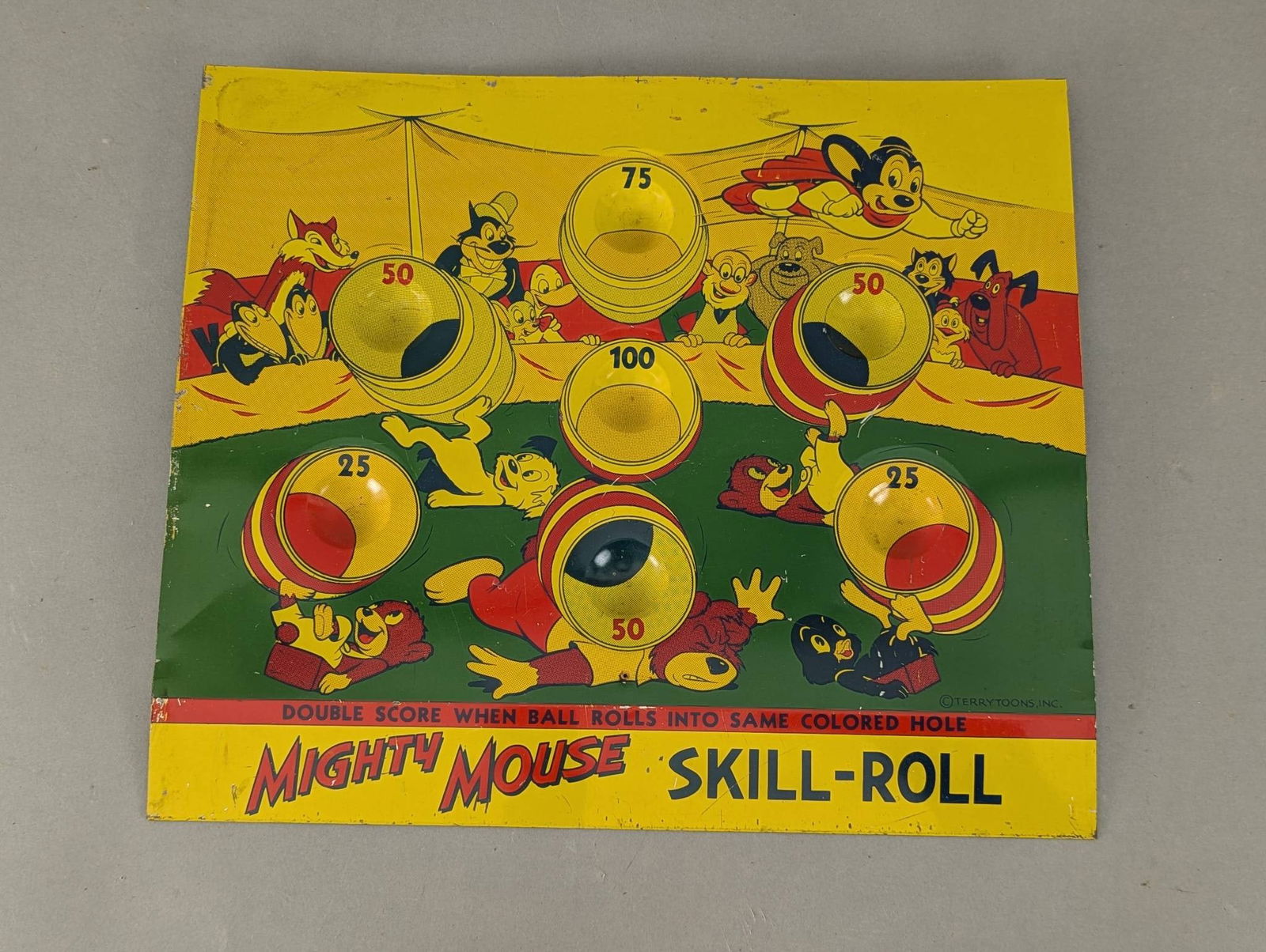 Vintage Terrytoons Mighty Mouse Skill Roll Game Decorated with Cartoon Artwork (1 of 8)