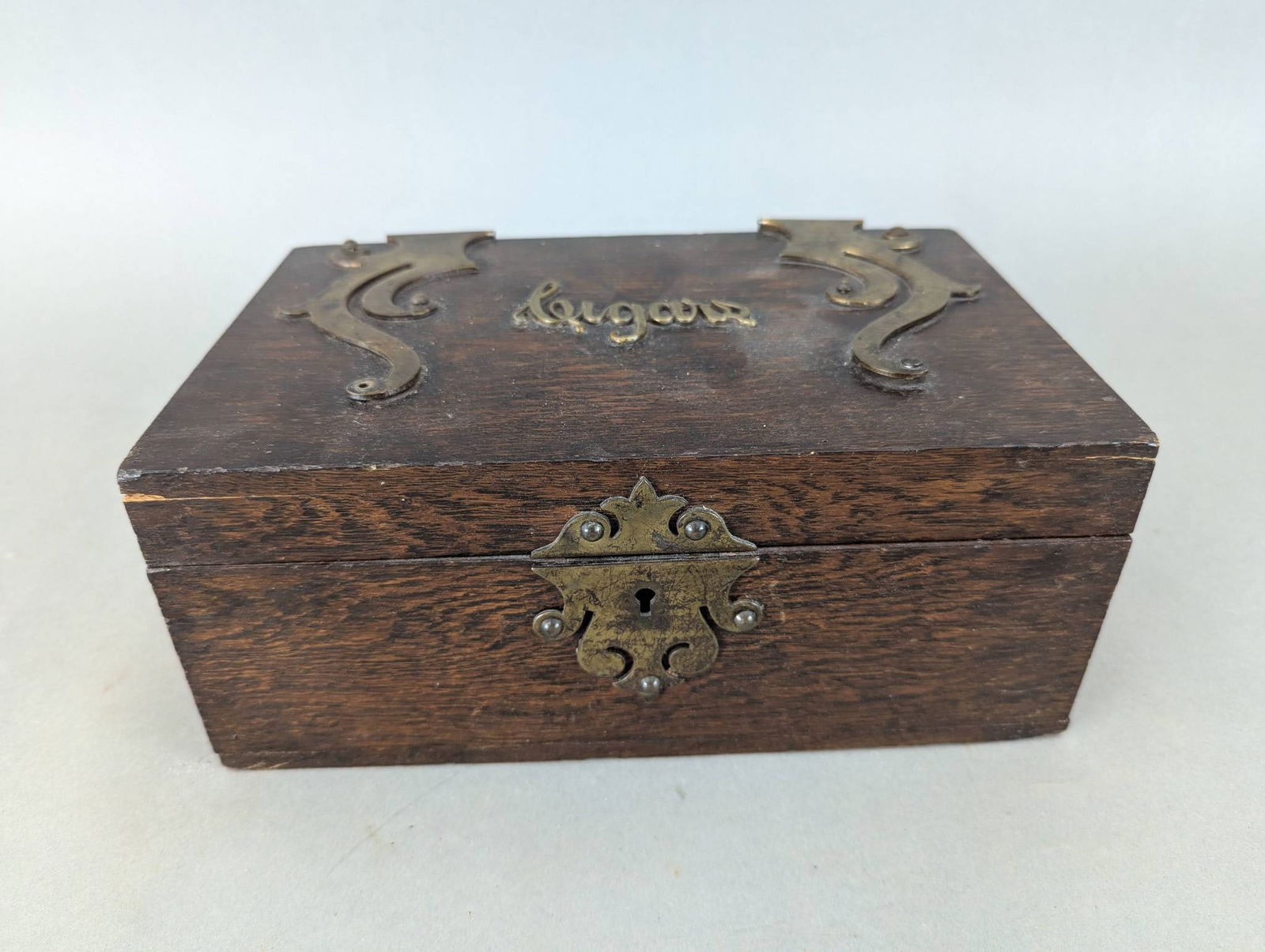 Antique Oak Cigar Humidor with Decorative Brass Accents (1 of 7)