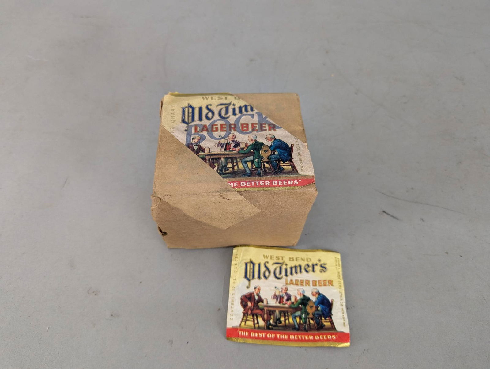 Lot 1000 NOS West Bend Old Timers Lager Beer Label in Packaging (1 of 4)