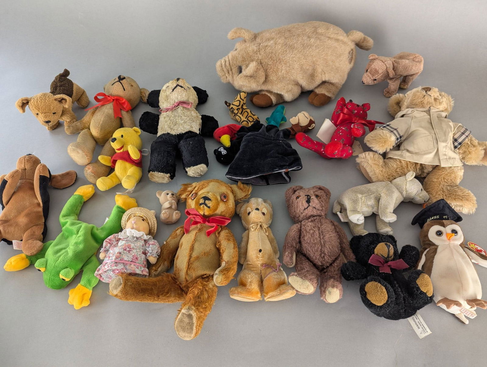 Collection of Stuffed Animals and Teddy Bears VintageÂ  etc (1 of 8)