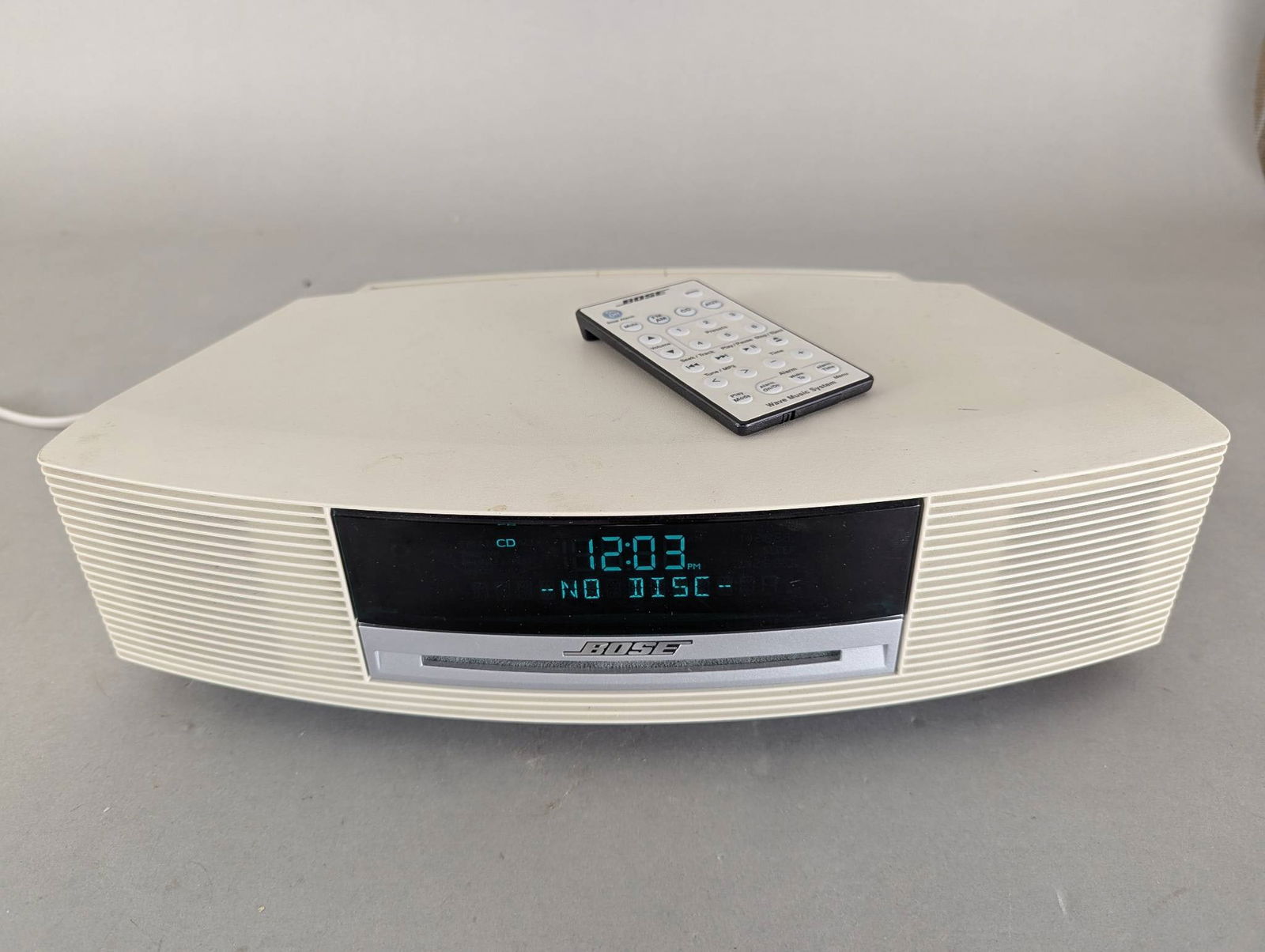 Bose Wave Music System Model AWRC2 with Remote Control (1 of 7)