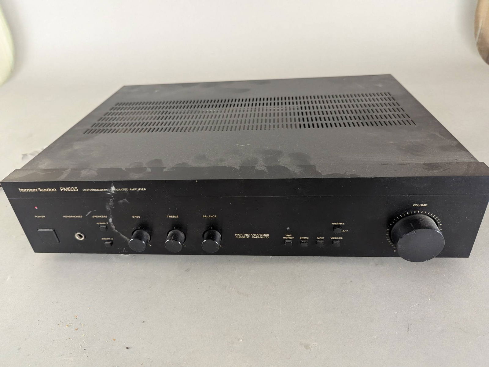 Harman Kardon PM635 Integrated Amplifier with Ultrawideband Capability (1 of 7)