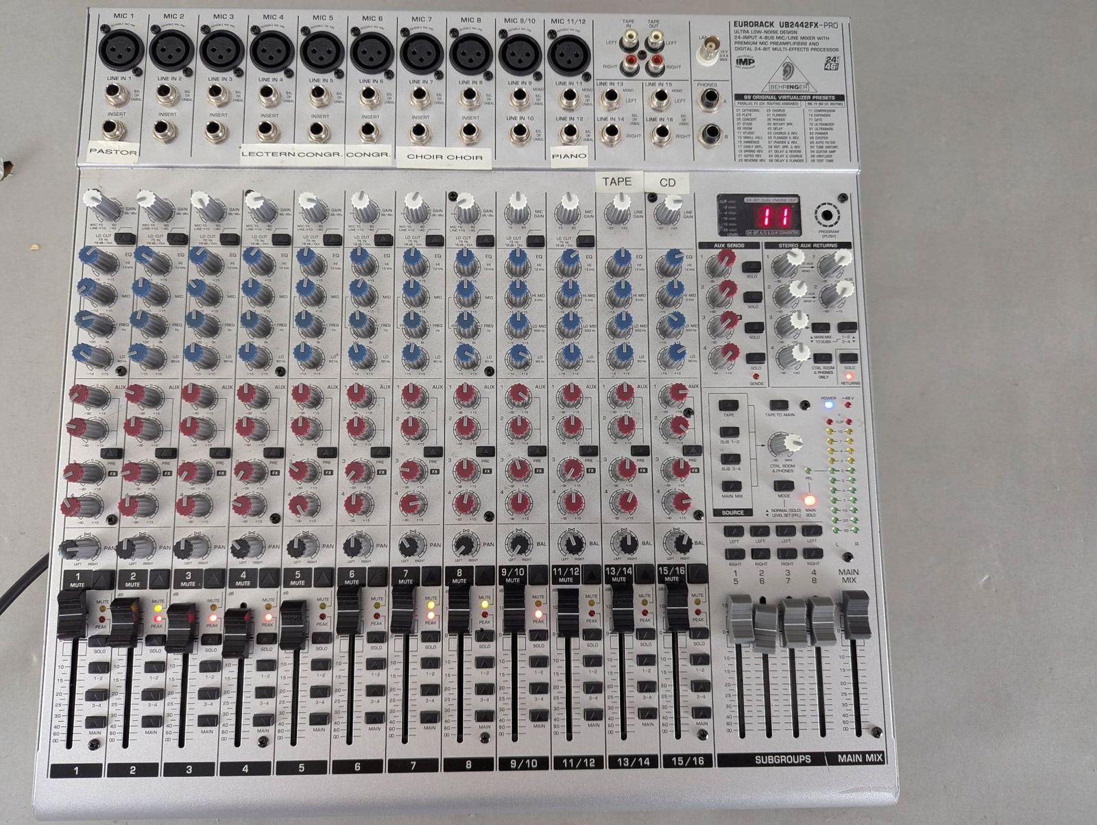 Behringer Eurorack UB2442FX PRO Mixer with Digital FX Processor (1 of 9)