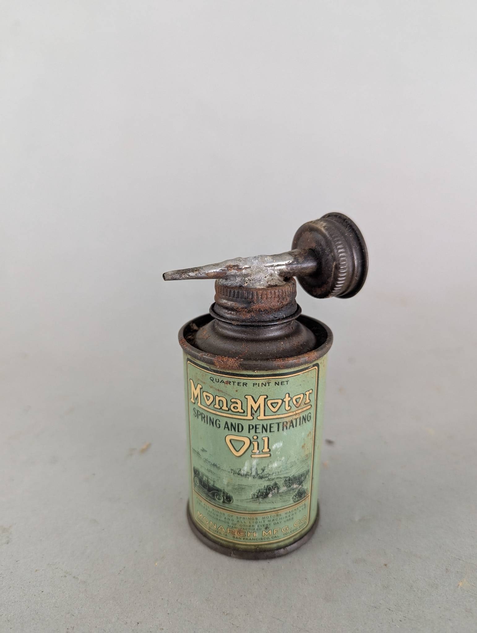 Early Mona Motor Oil Can with Spout for Lubricating and Penetrating Quarter Pint (1 of 7)