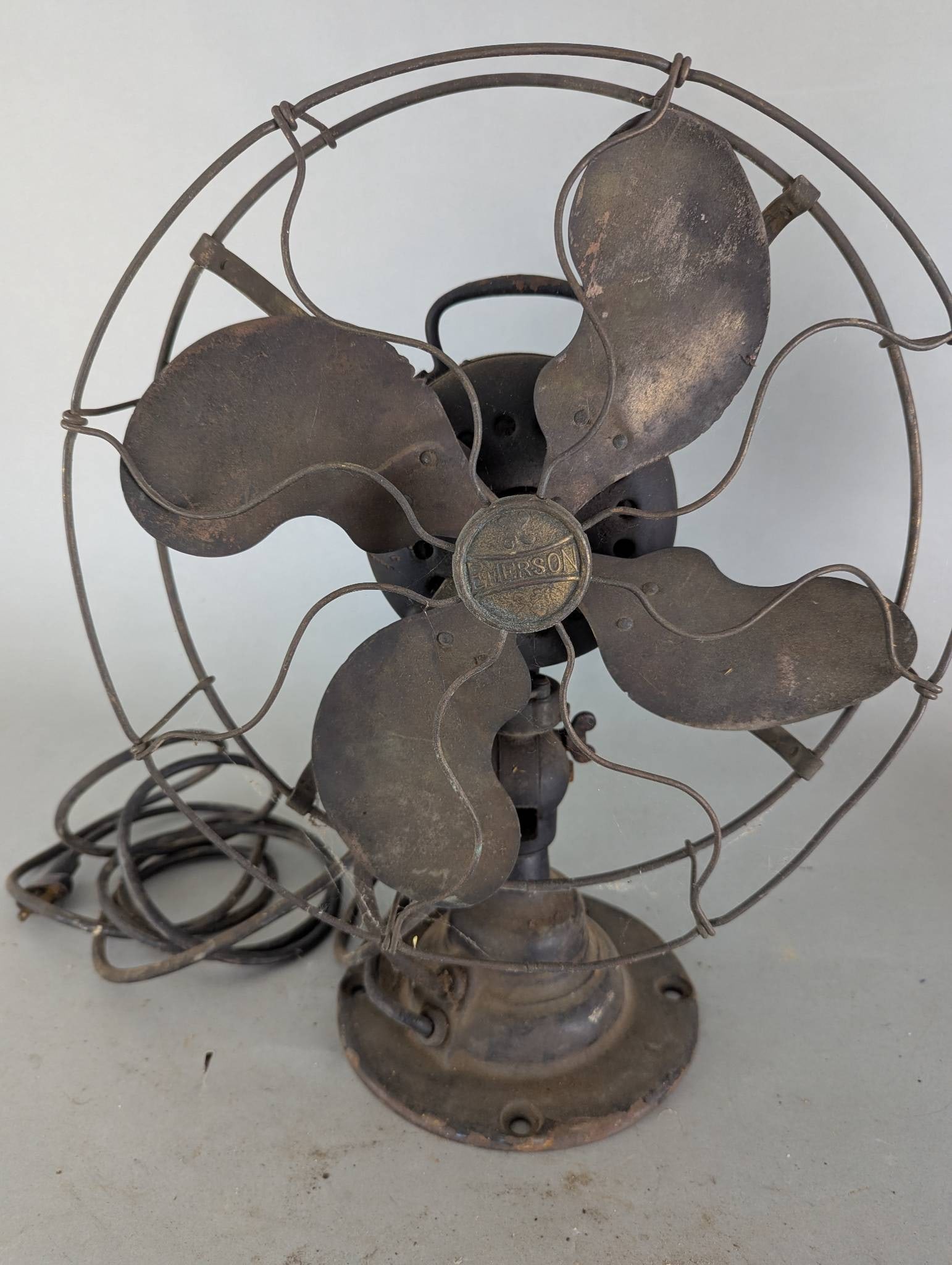 Emerson Electric Three Speed Fan with Brass Blade & Cage 21646 (1 of 7)