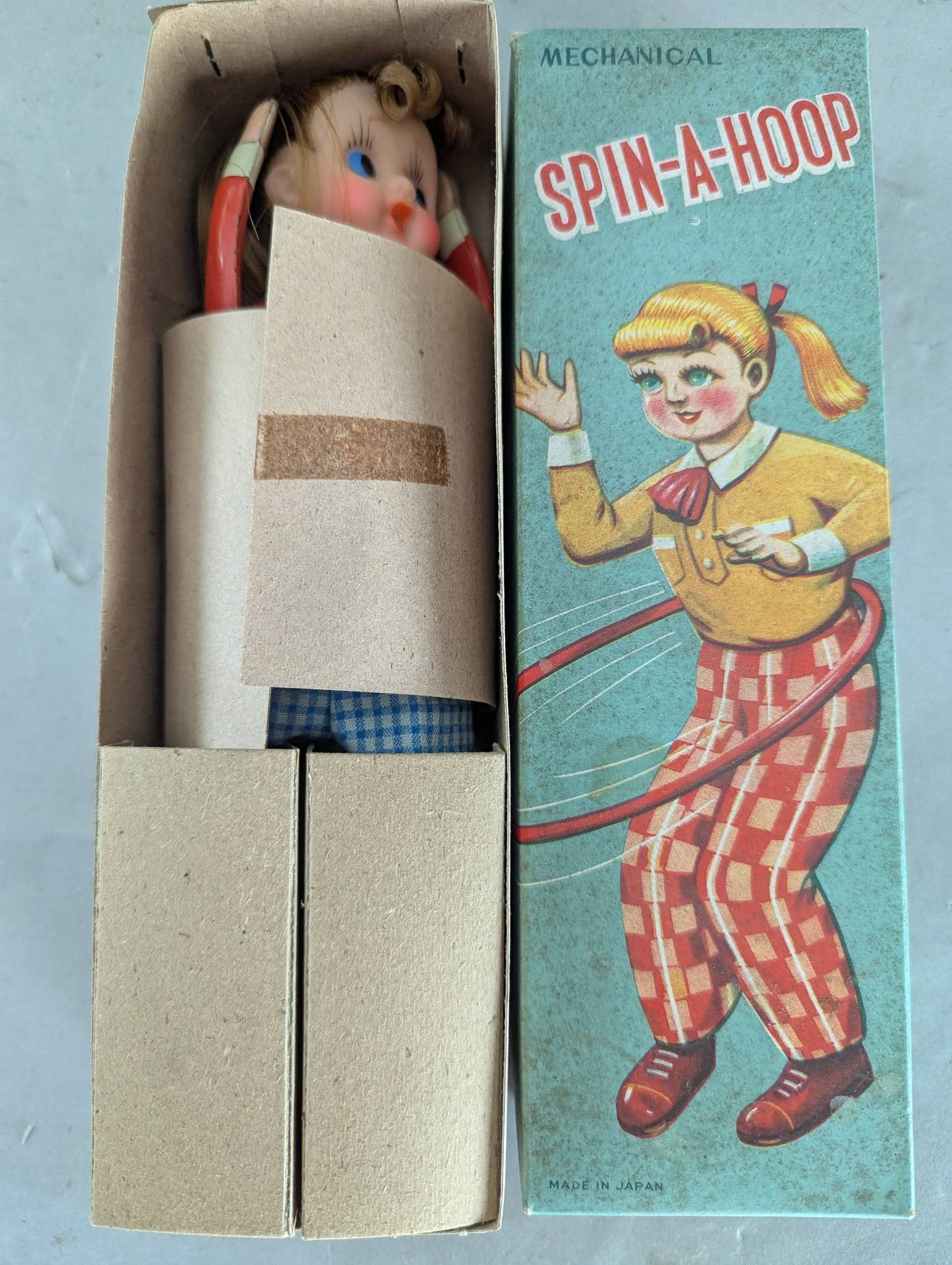 1950s Japan Tin Litho Mechanical Spin A Hoop Toy New in Box (1 of 4)