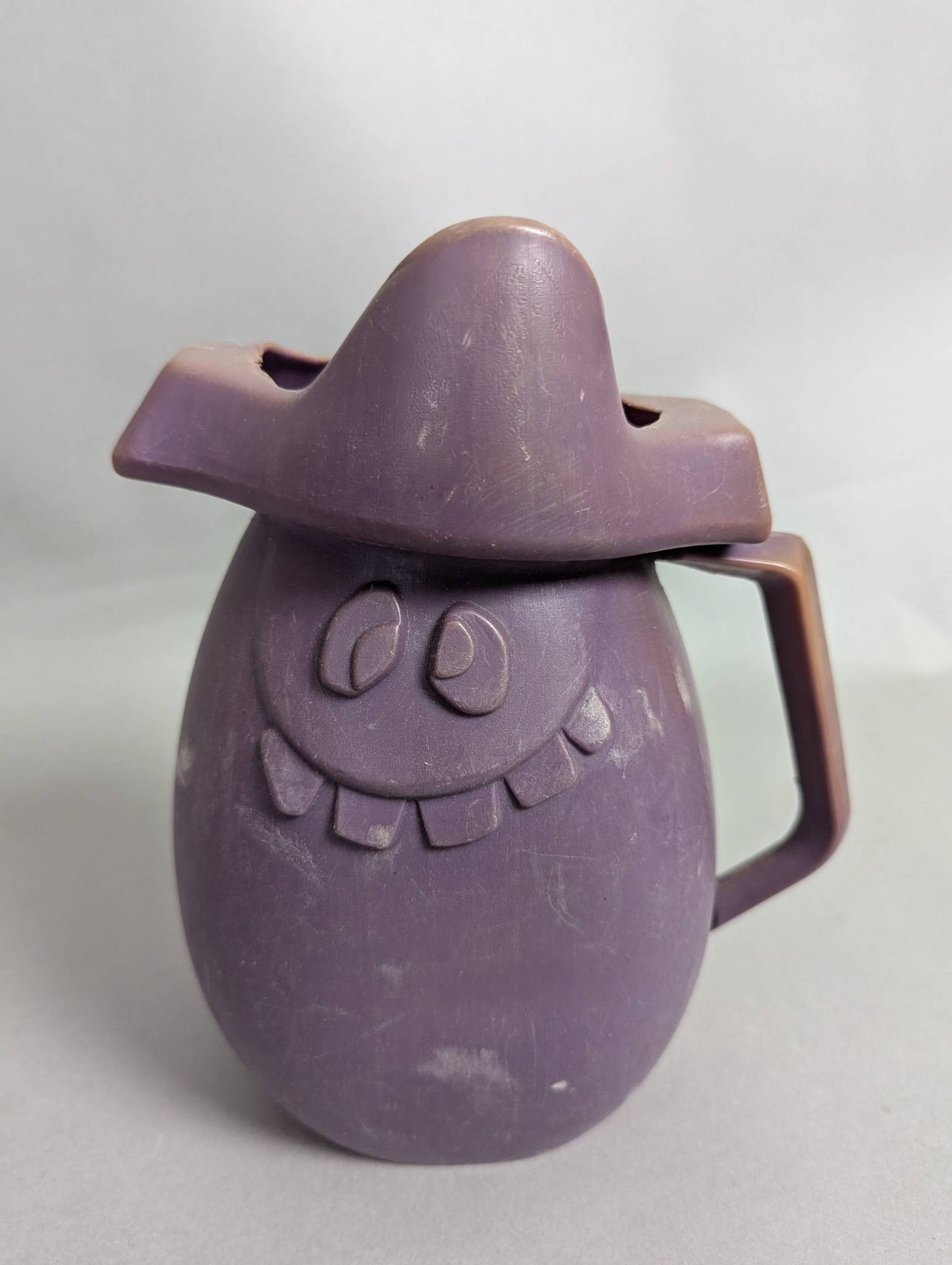 Vintage 1960s Pillsbury Funny Face Goofy Grape Purple Pitcher Kool Aid Drink (1 of 6)